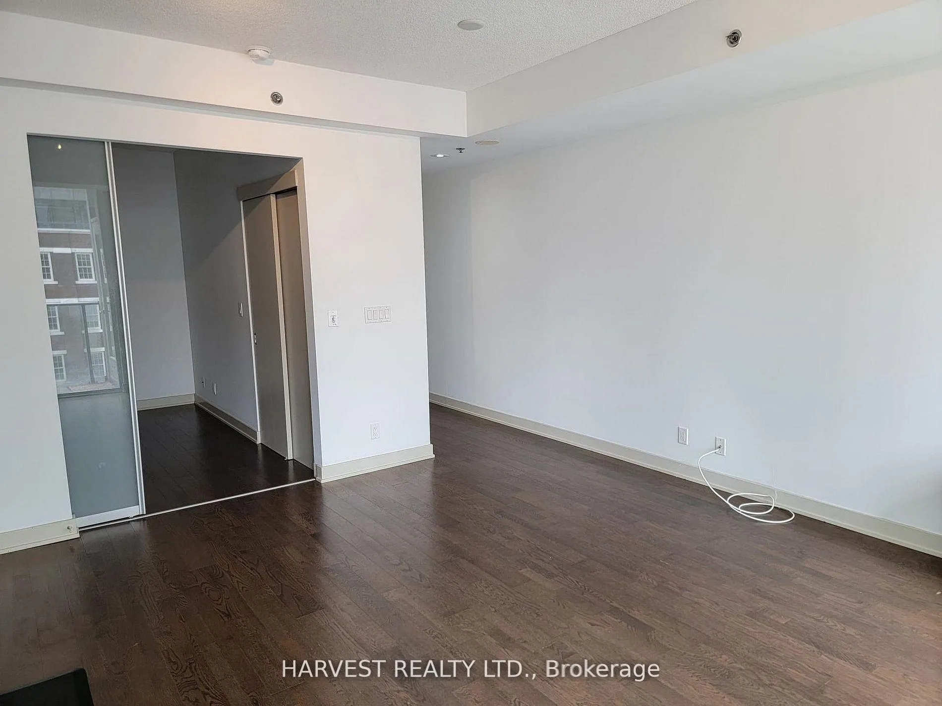 Photo 7 of Unit 708, 21 Nelson Street, Toronto, Waterfront Communities — HOMEH