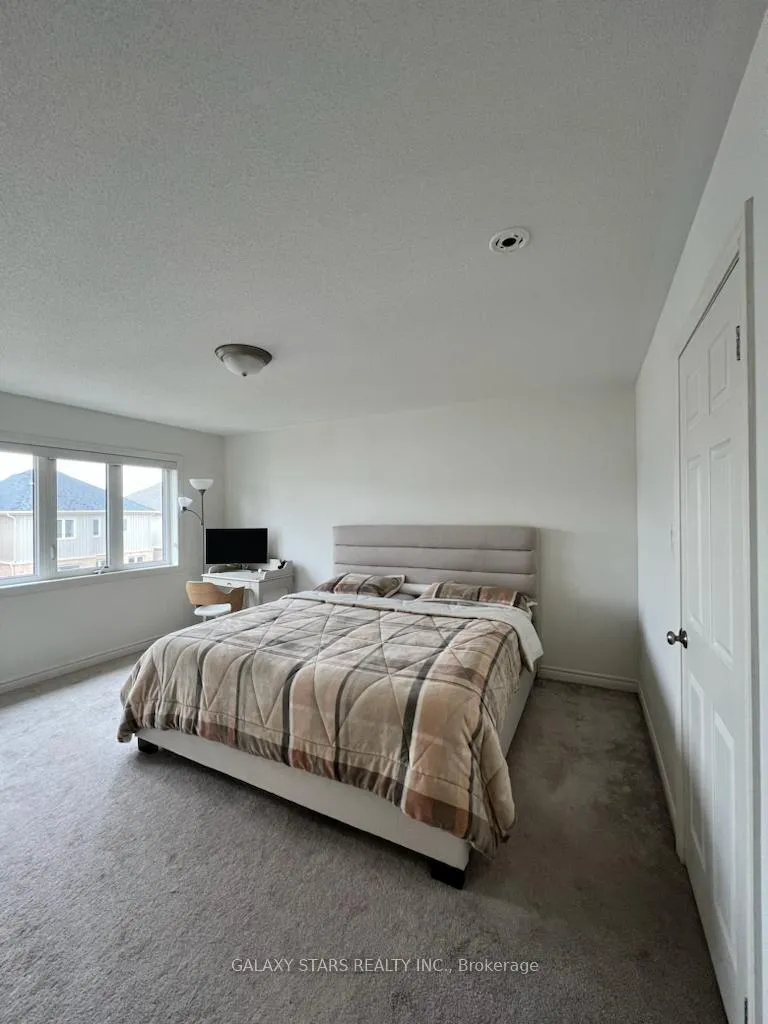 Photo 6 of 35 Hartley Avenue, Brant, Paris — HOMEH