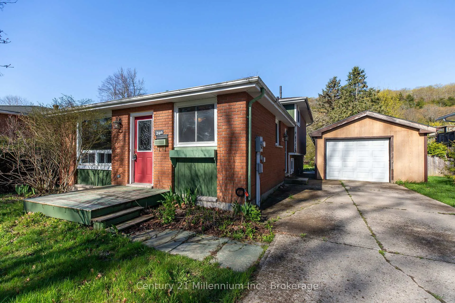 Photo 20 of 240 5th A Avenue W, Owen Sound — HOMEH