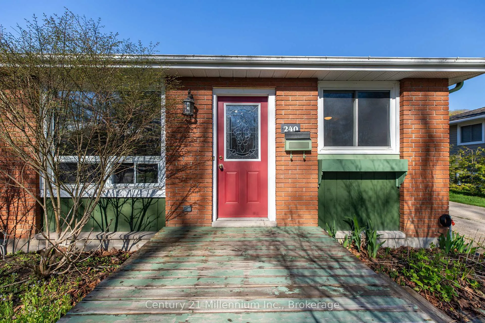 Photo 21 of 240 5th A Avenue W, Owen Sound — HOMEH