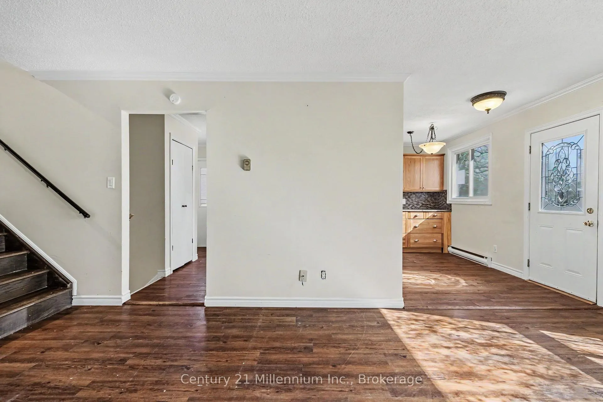 Photo 23 of 240 5th A Avenue W, Owen Sound — HOMEH