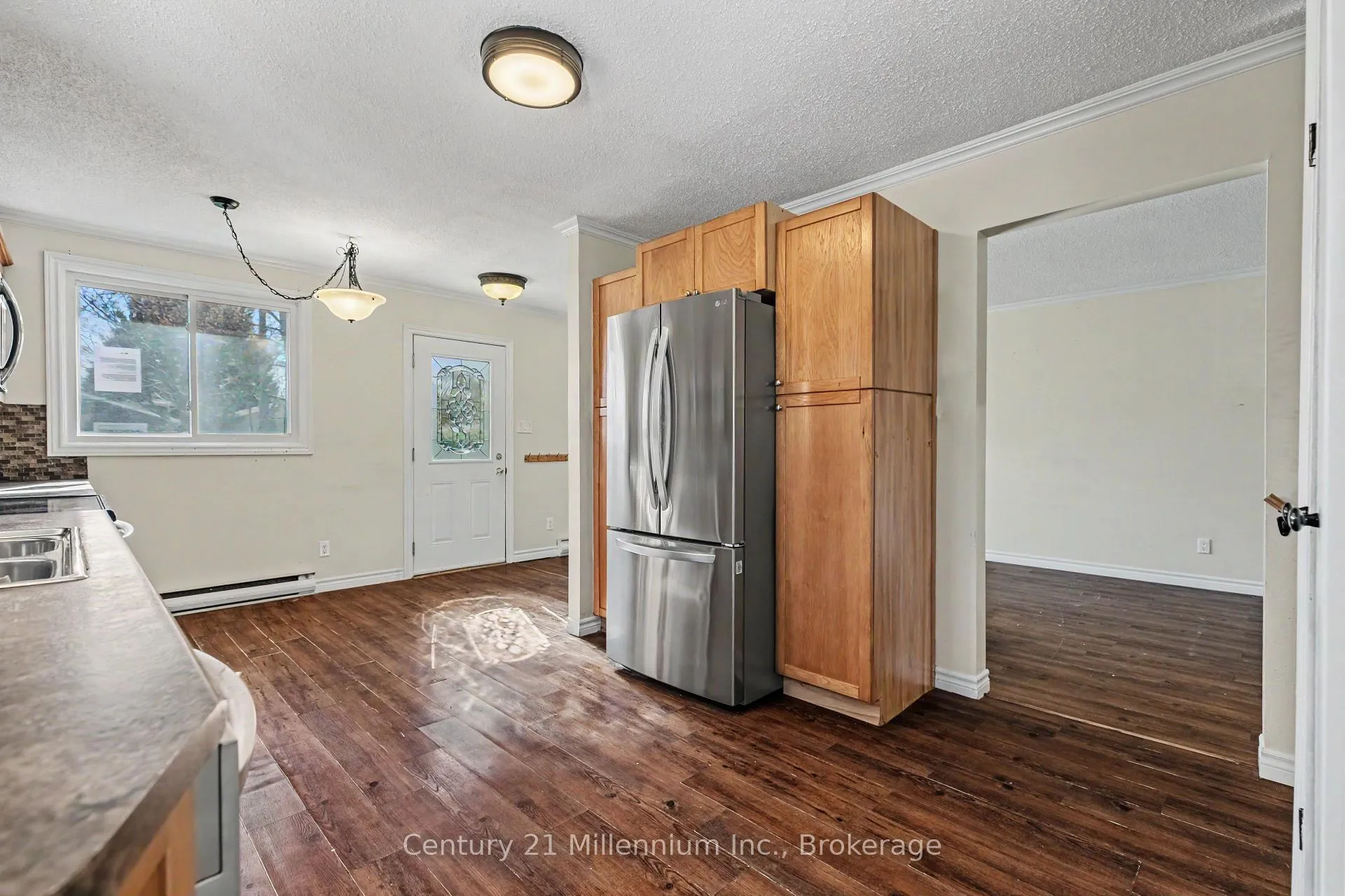 Photo 30 of 240 5th A Avenue W, Owen Sound — HOMEH