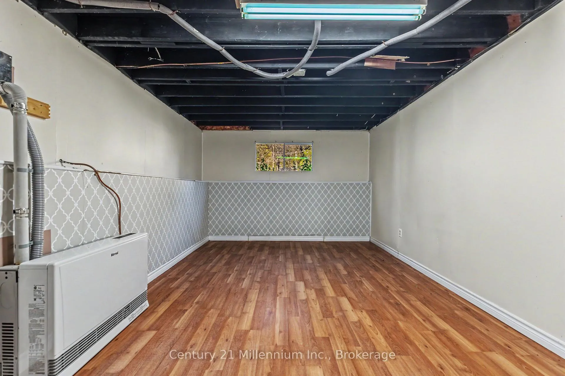 Photo 42 of 240 5th A Avenue W, Owen Sound — HOMEH