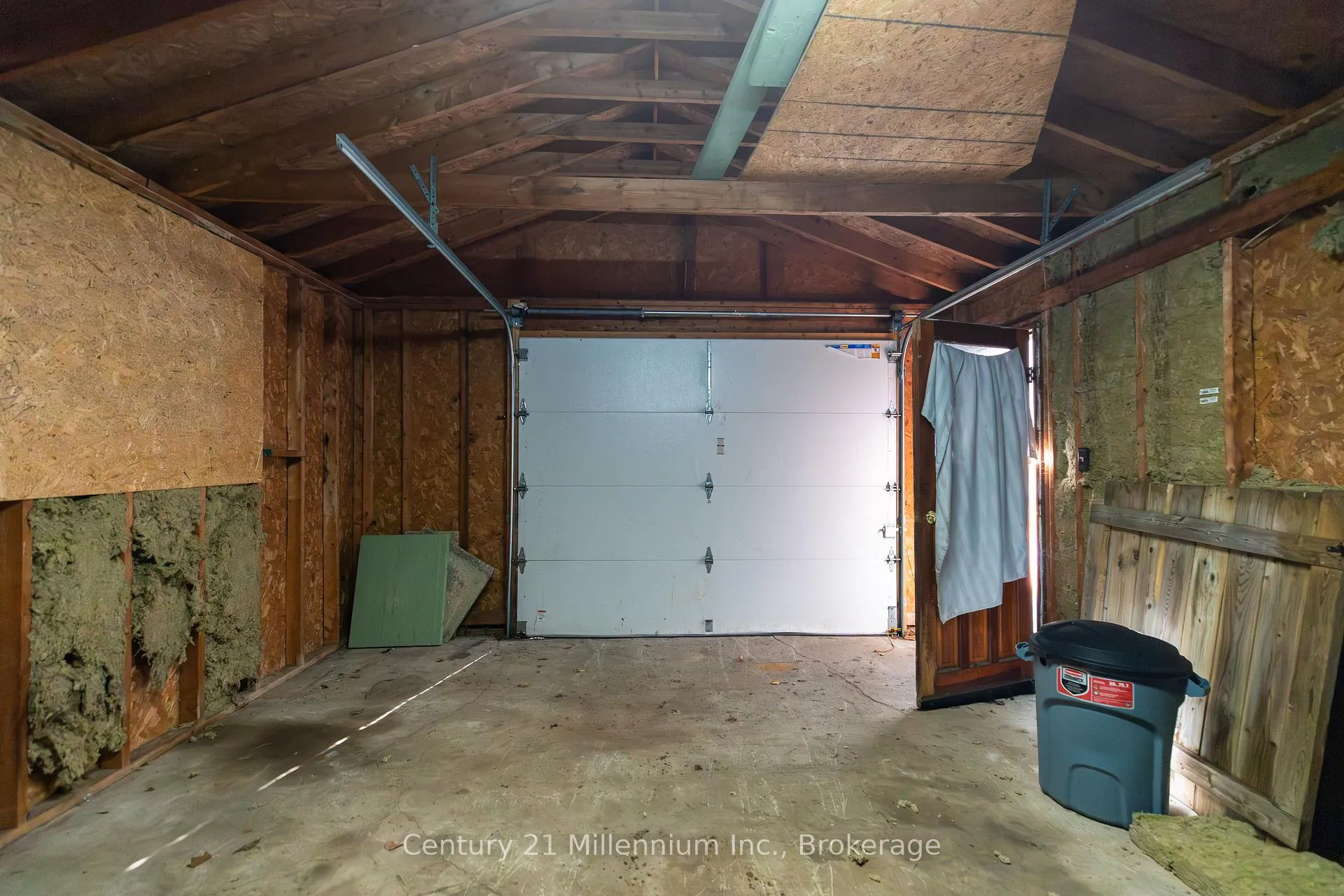 Photo 47 of 240 5th A Avenue W, Owen Sound — HOMEH