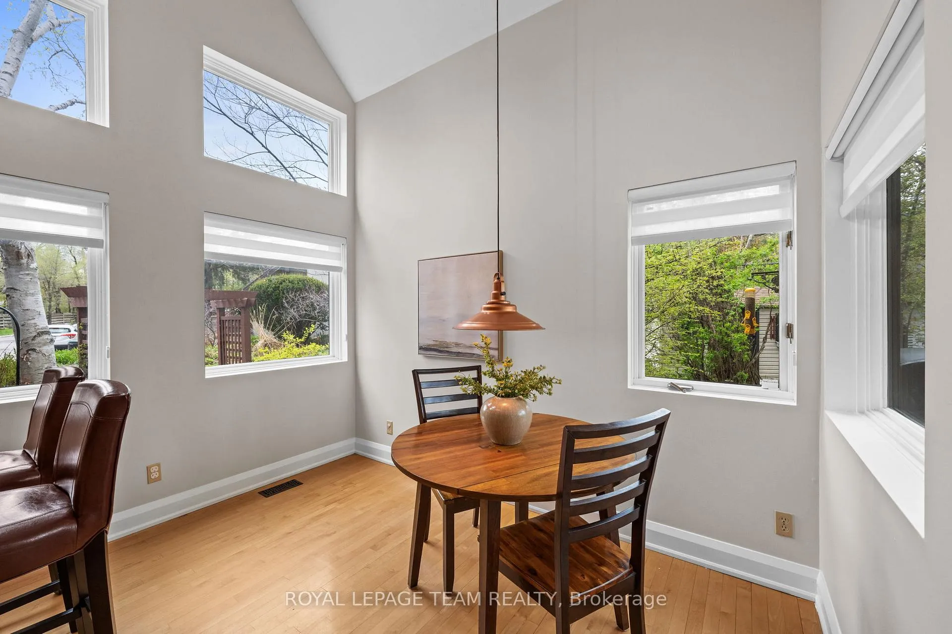 Photo 16 of 1965 Bromley Road, Ottawa, Carlingwood — HOMEH