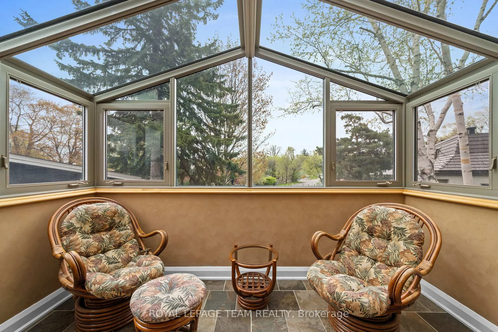 Photo 28 of 1965 Bromley Road, Ottawa, Carlingwood — HOMEH
