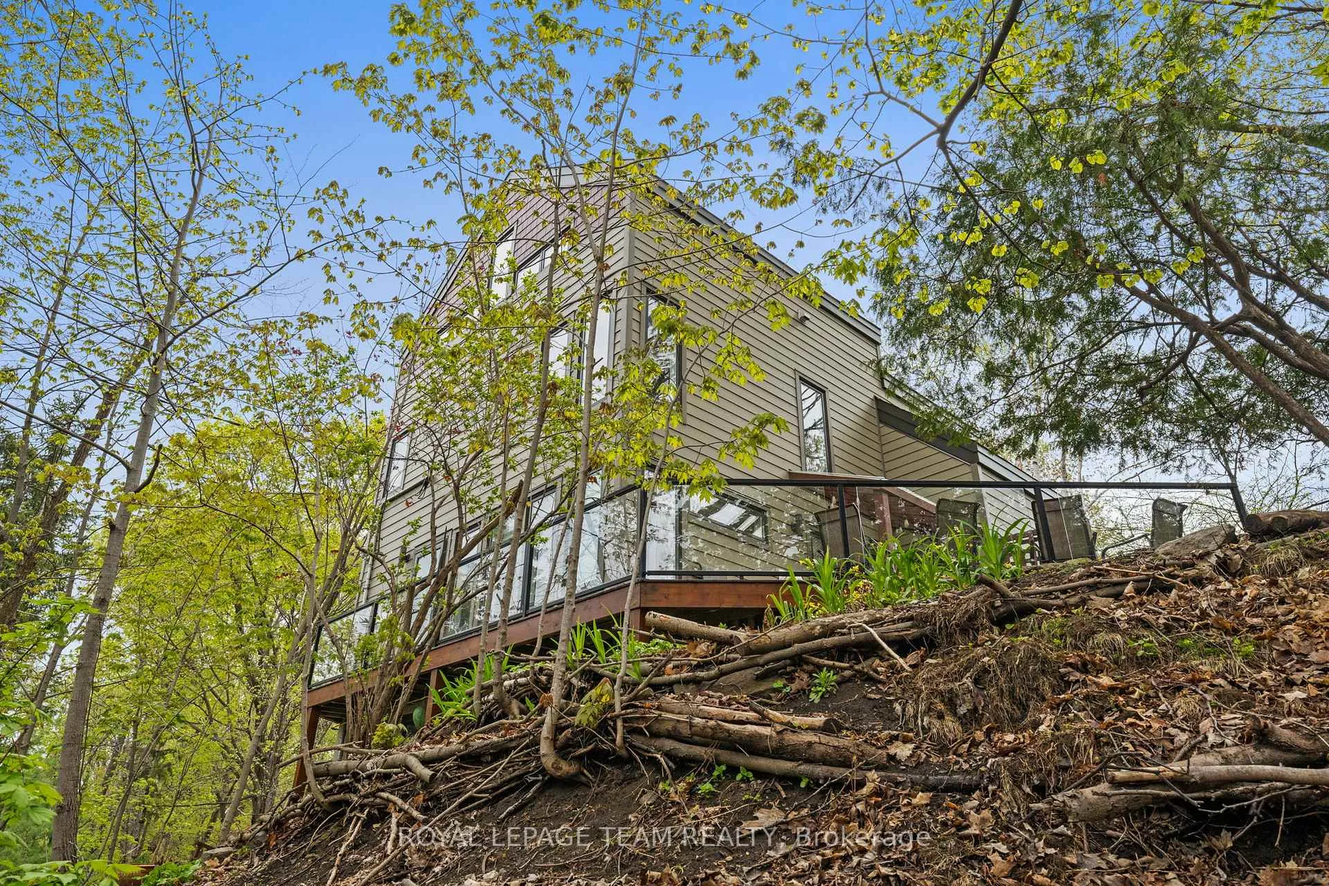 Photo 53 of 1965 Bromley Road, Ottawa, Carlingwood — HOMEH