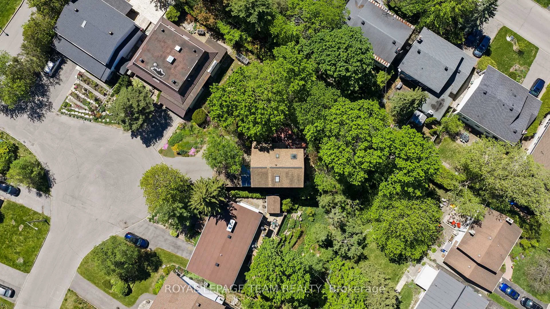 Photo 56 of 1965 Bromley Road, Ottawa, Carlingwood — HOMEH