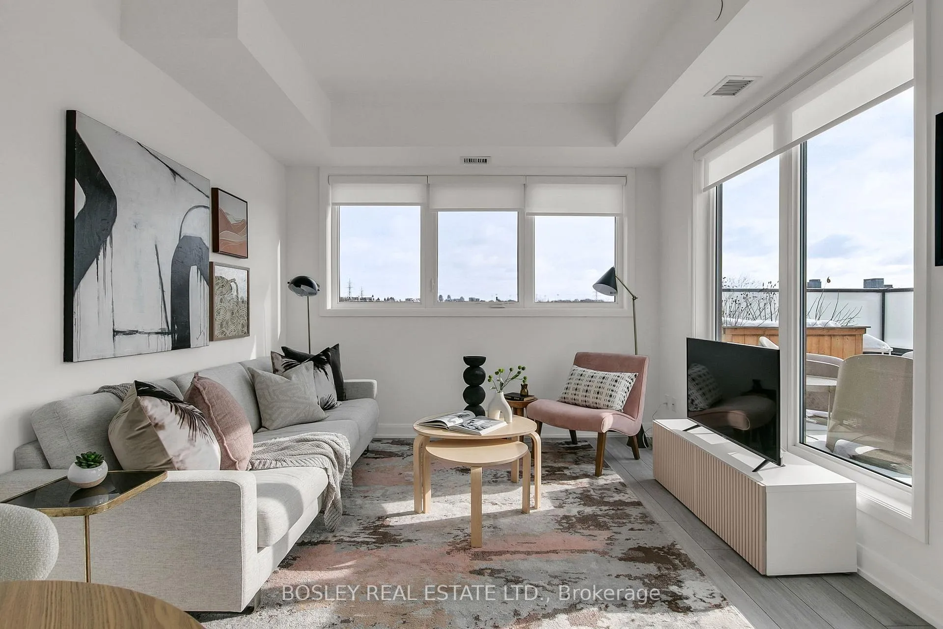 Photo 5 of Unit 502, 385 Osler Street, Toronto, Weston-Pellam Park — HOMEH