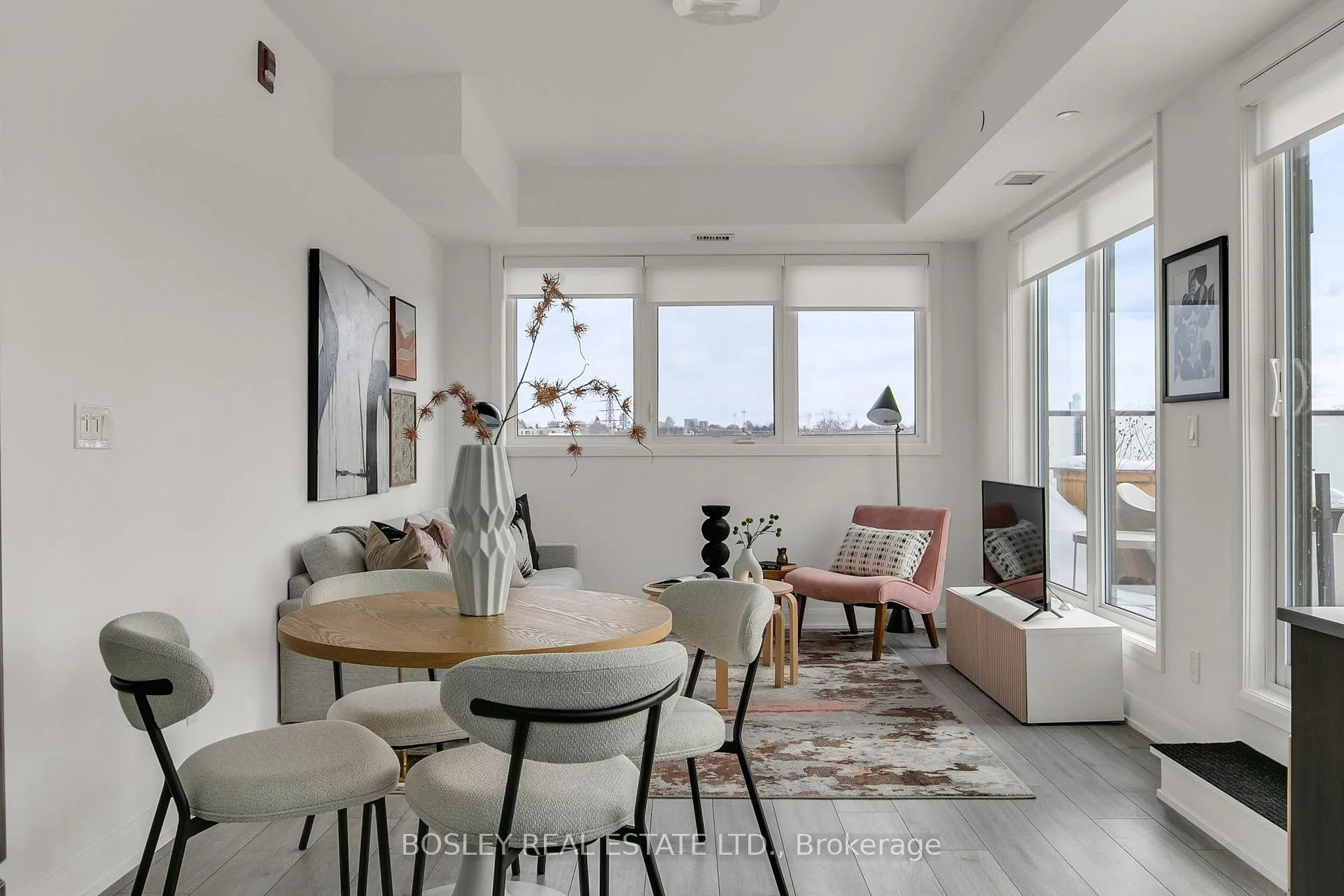 Photo 10 of Unit 502, 385 Osler Street, Toronto, Weston-Pellam Park — HOMEH