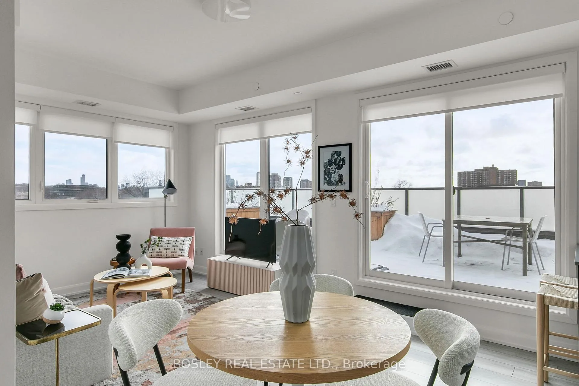 Photo 11 of Unit 502, 385 Osler Street, Toronto, Weston-Pellam Park — HOMEH