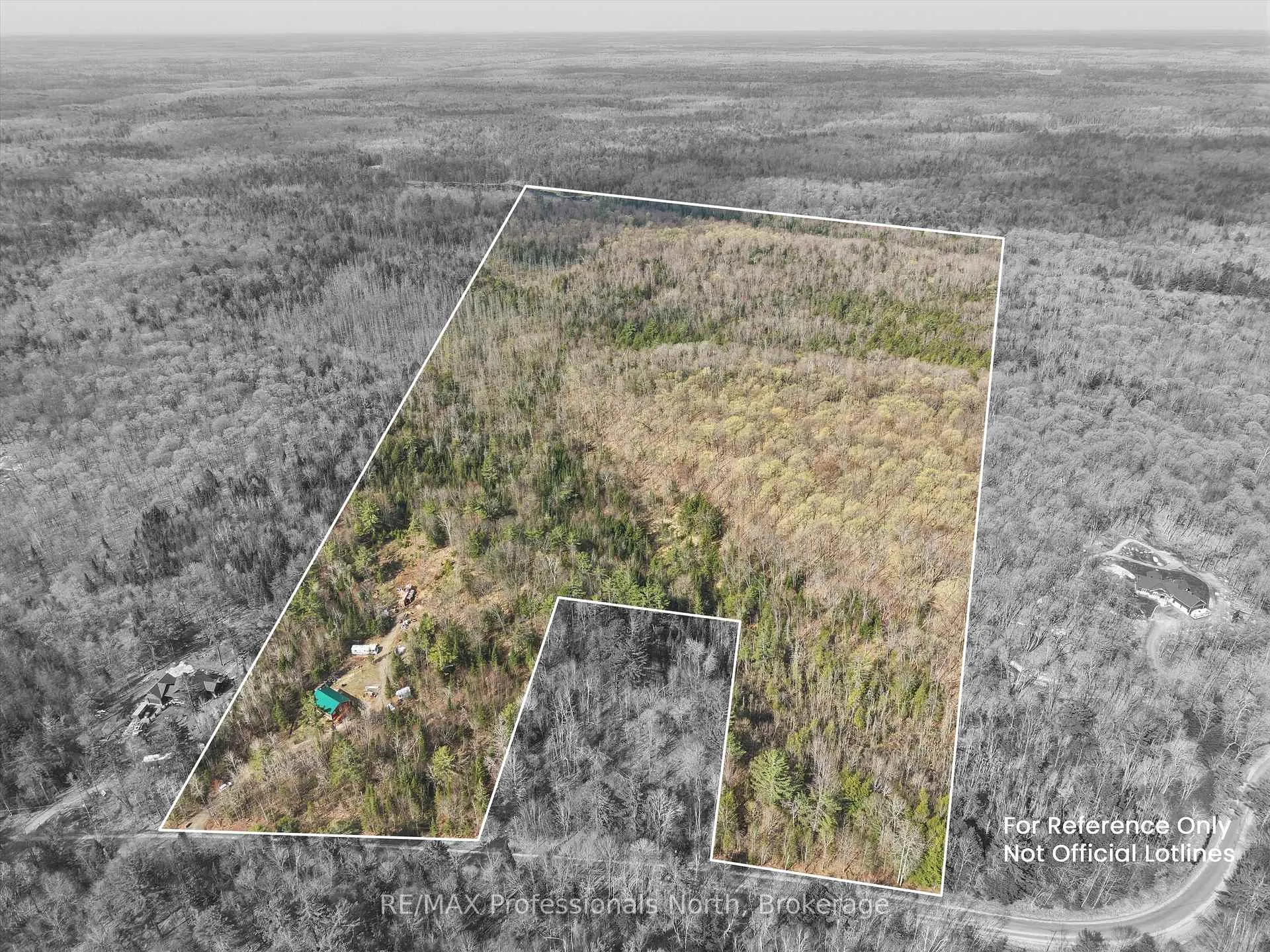 Photo 2 of 1070 Vankoughnet Road, Bracebridge, Oakley — HOMEH