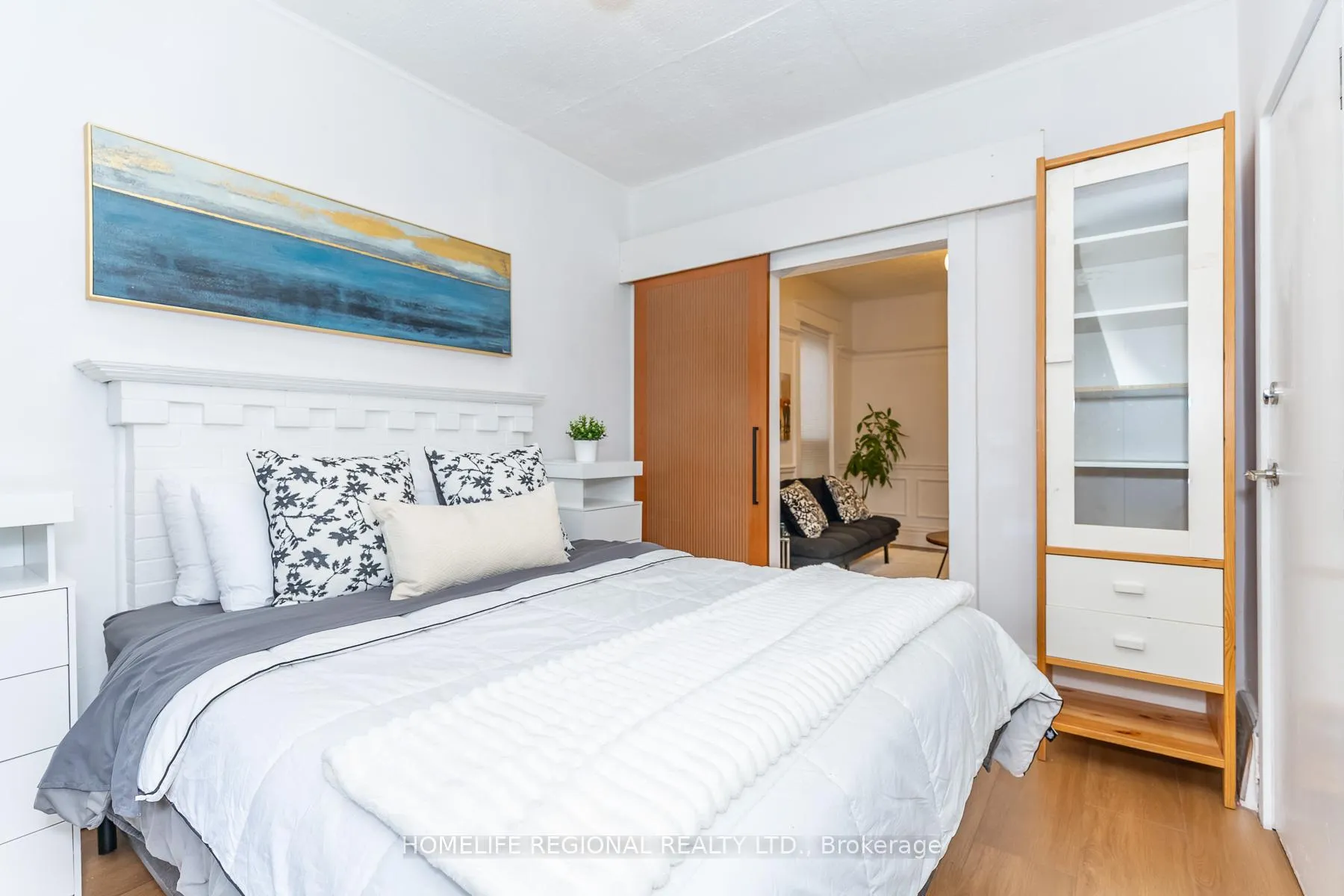 Photo 7 of 2378 St Clair Avenue W, Toronto, Junction Area — HOMEH