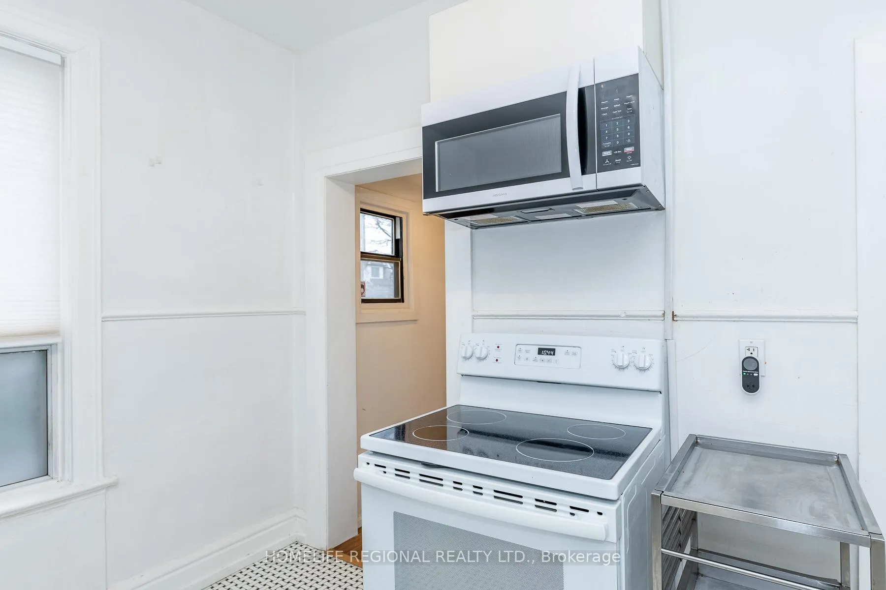 Photo 17 of 2378 St Clair Avenue W, Toronto, Junction Area — HOMEH