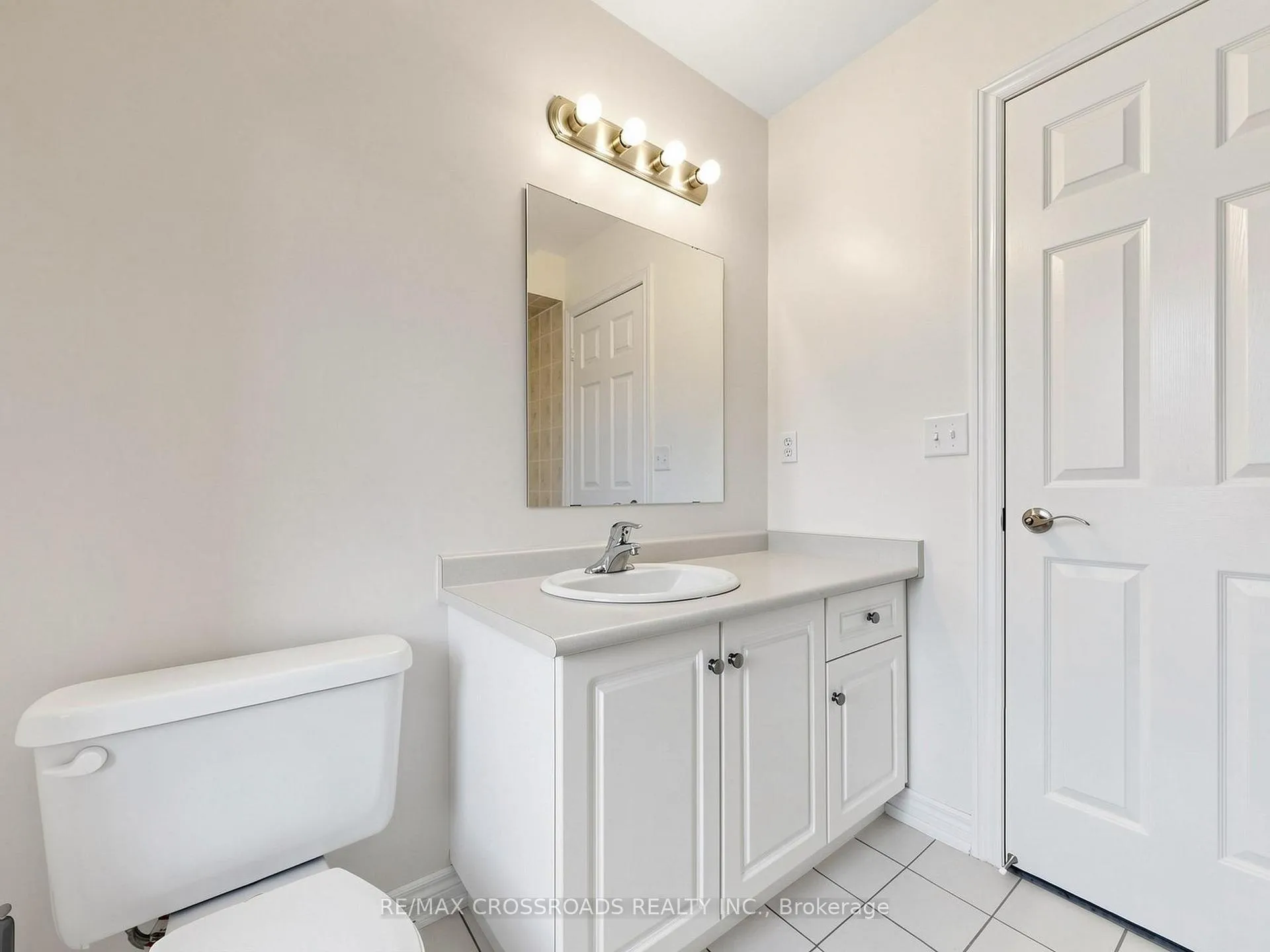 Photo 28 of 52 Drew Kelly Way, Markham, Buttonville — HOMEH