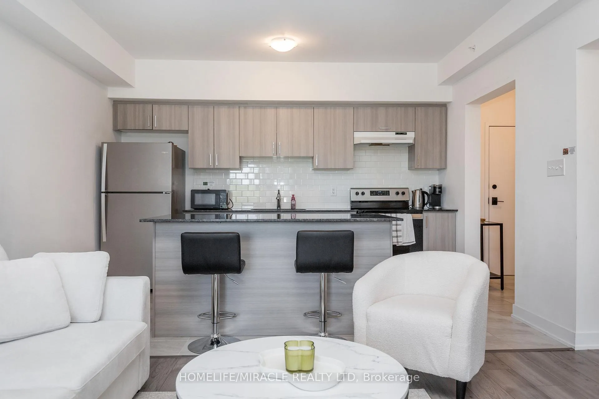 Photo 1 of Unit 207, 8 Culinary Lane, Barrie, Rural Barrie Southeast — HOMEH
