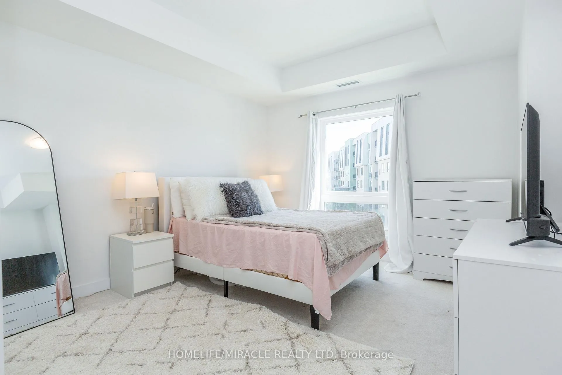 Photo 9 of Unit 207, 8 Culinary Lane, Barrie, Rural Barrie Southeast — HOMEH