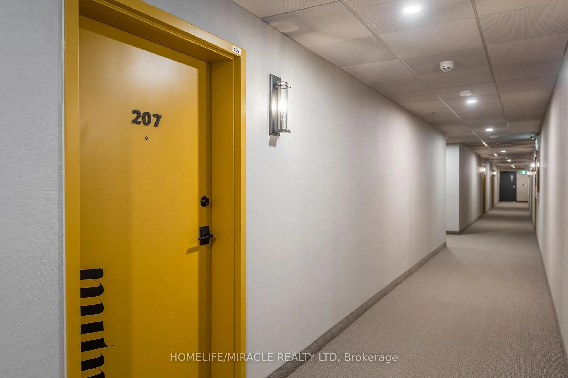 Photo 23 of Unit 207, 8 Culinary Lane, Barrie, Rural Barrie Southeast — HOMEH