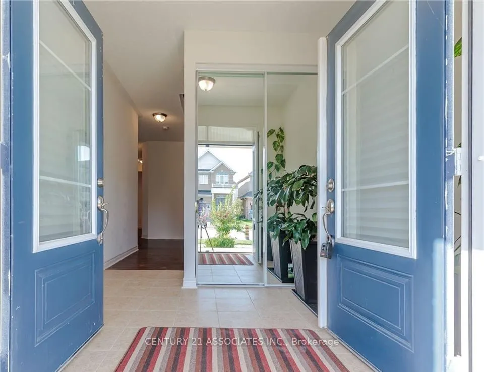 Photo 3 of 106 Barlow Place, Brant, Paris — HOMEH