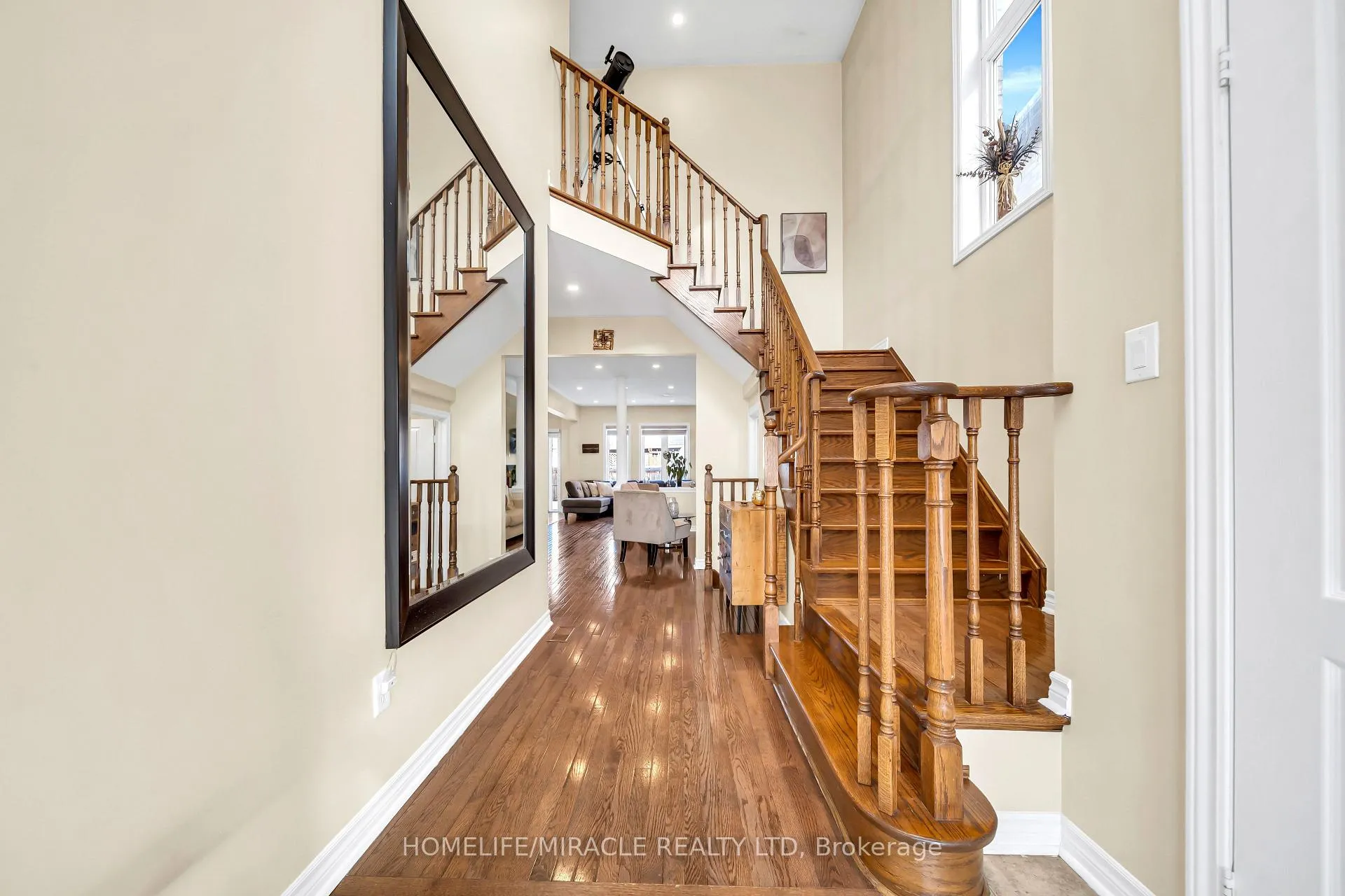Photo 7 of 4 Templeton Court, Brampton, Bram East — HOMEH