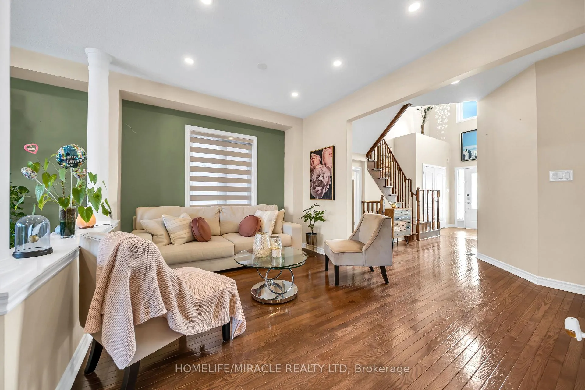 Photo 9 of 4 Templeton Court, Brampton, Bram East — HOMEH