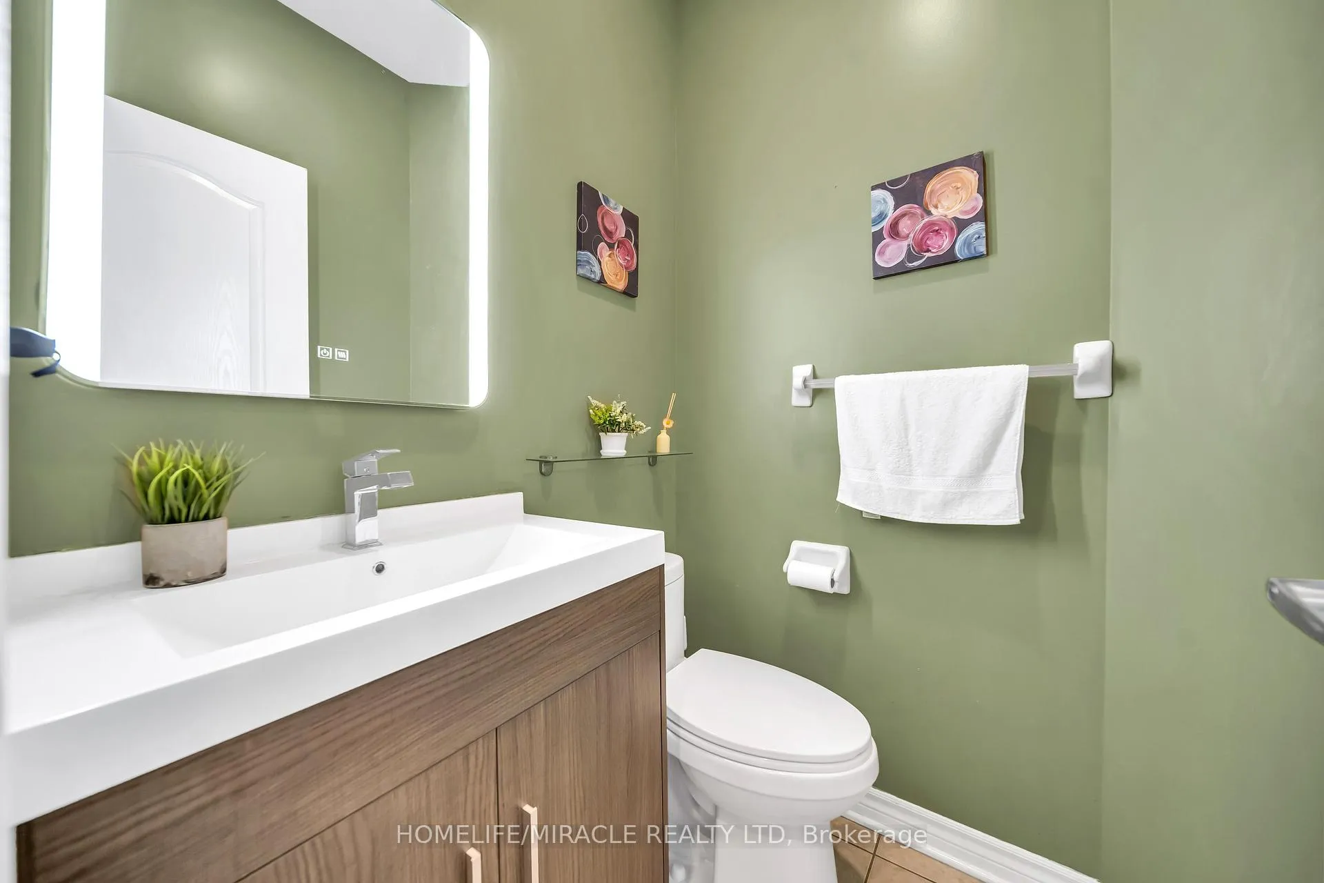 Photo 22 of 4 Templeton Court, Brampton, Bram East — HOMEH