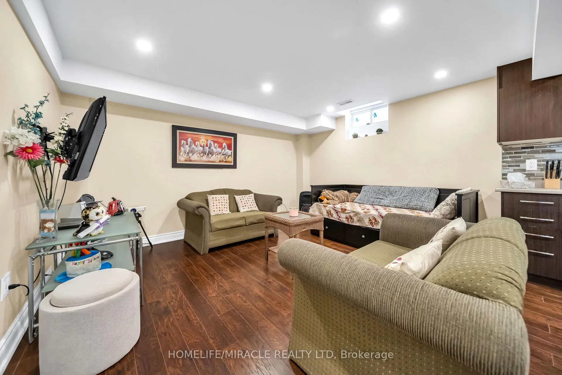 Photo 40 of 4 Templeton Court, Brampton, Bram East — HOMEH