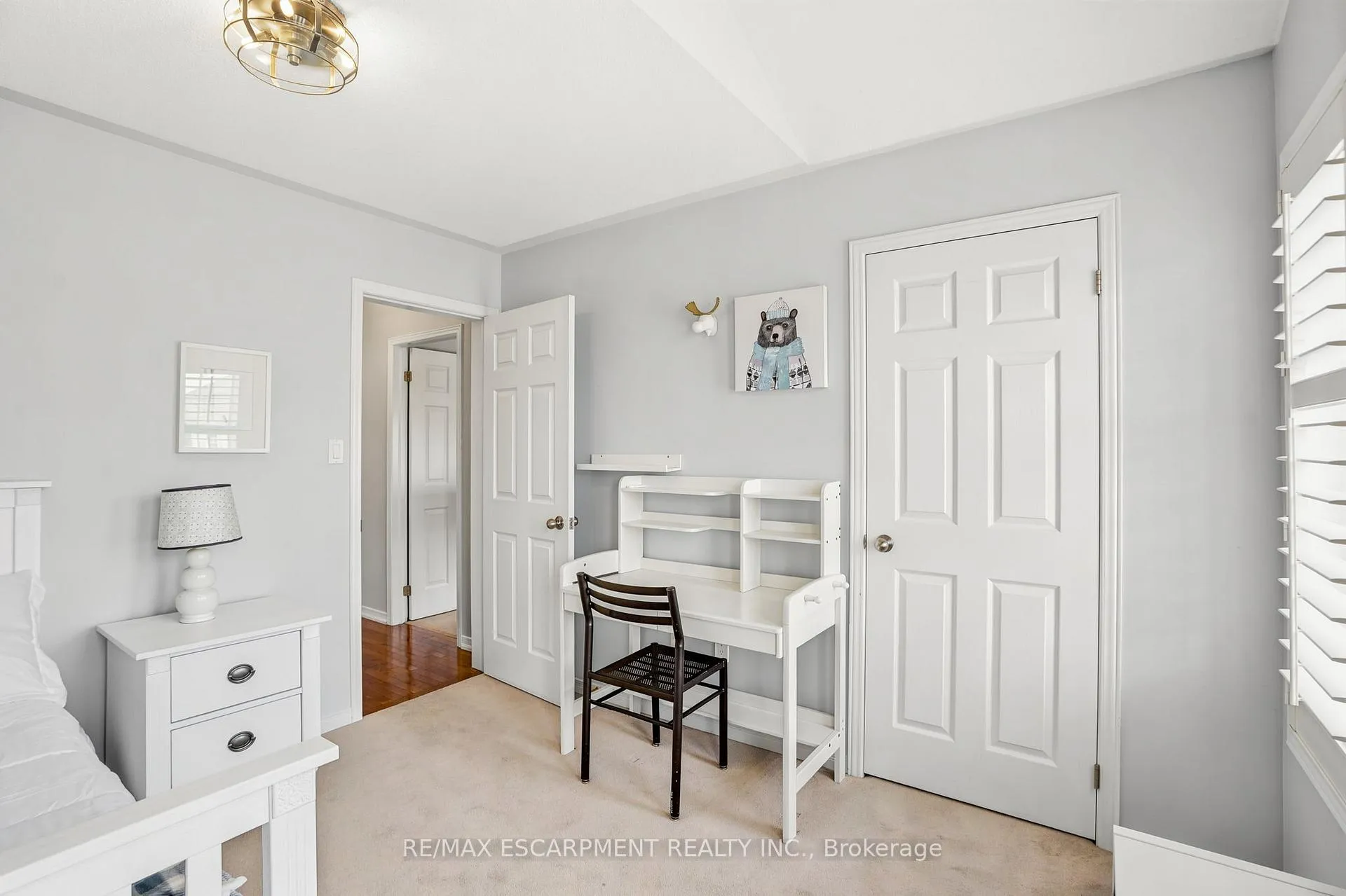 Photo 34 of 22 Cathedral Street, Hamilton, Waterdown — HOMEH