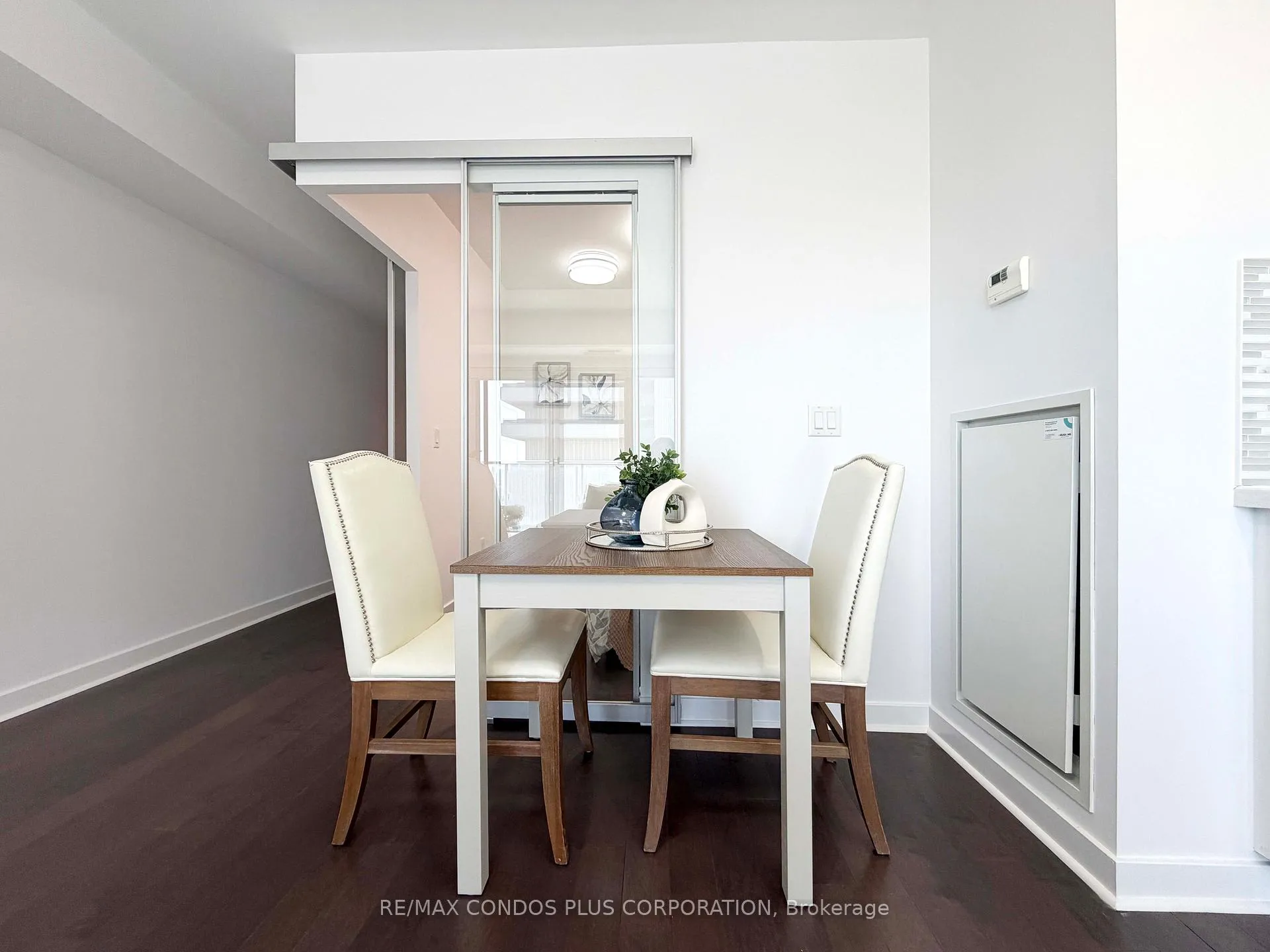 Photo 15 of Unit 1508, 58 Orchard View Boulevard, Toronto, Yonge-Eglinton — HOMEH