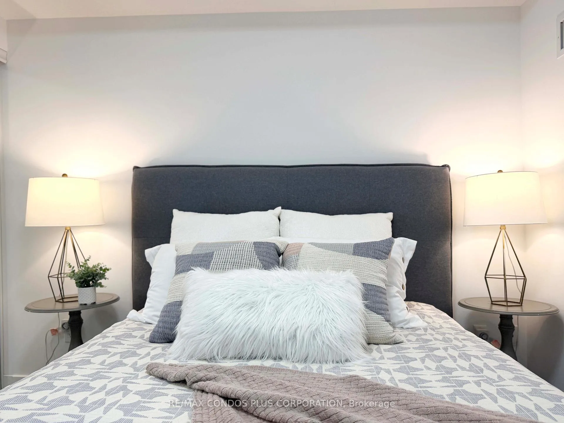 Photo 17 of Unit 1508, 58 Orchard View Boulevard, Toronto, Yonge-Eglinton — HOMEH