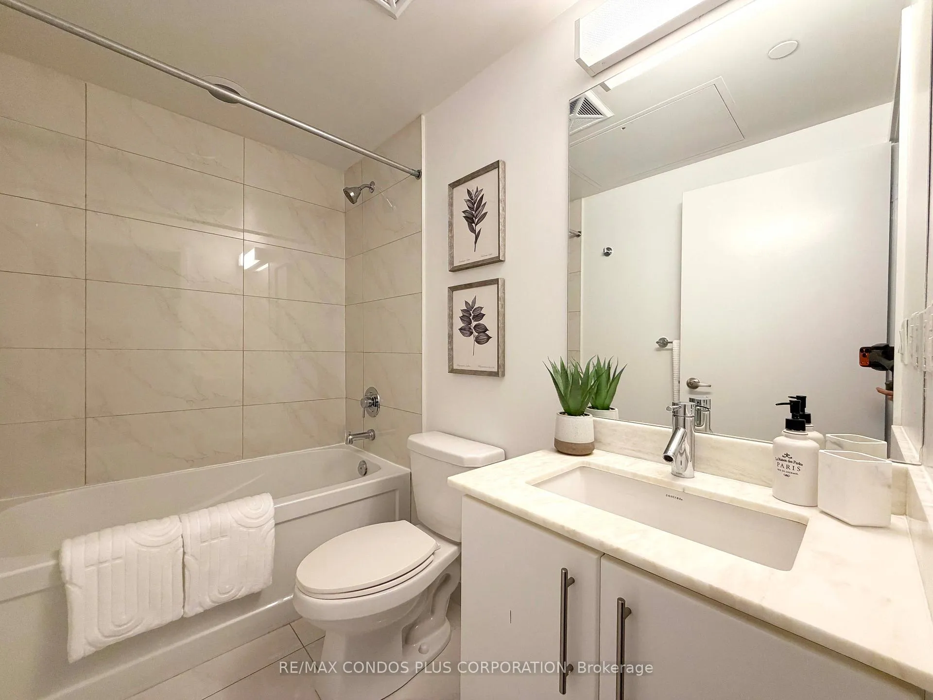Photo 20 of Unit 1508, 58 Orchard View Boulevard, Toronto, Yonge-Eglinton — HOMEH
