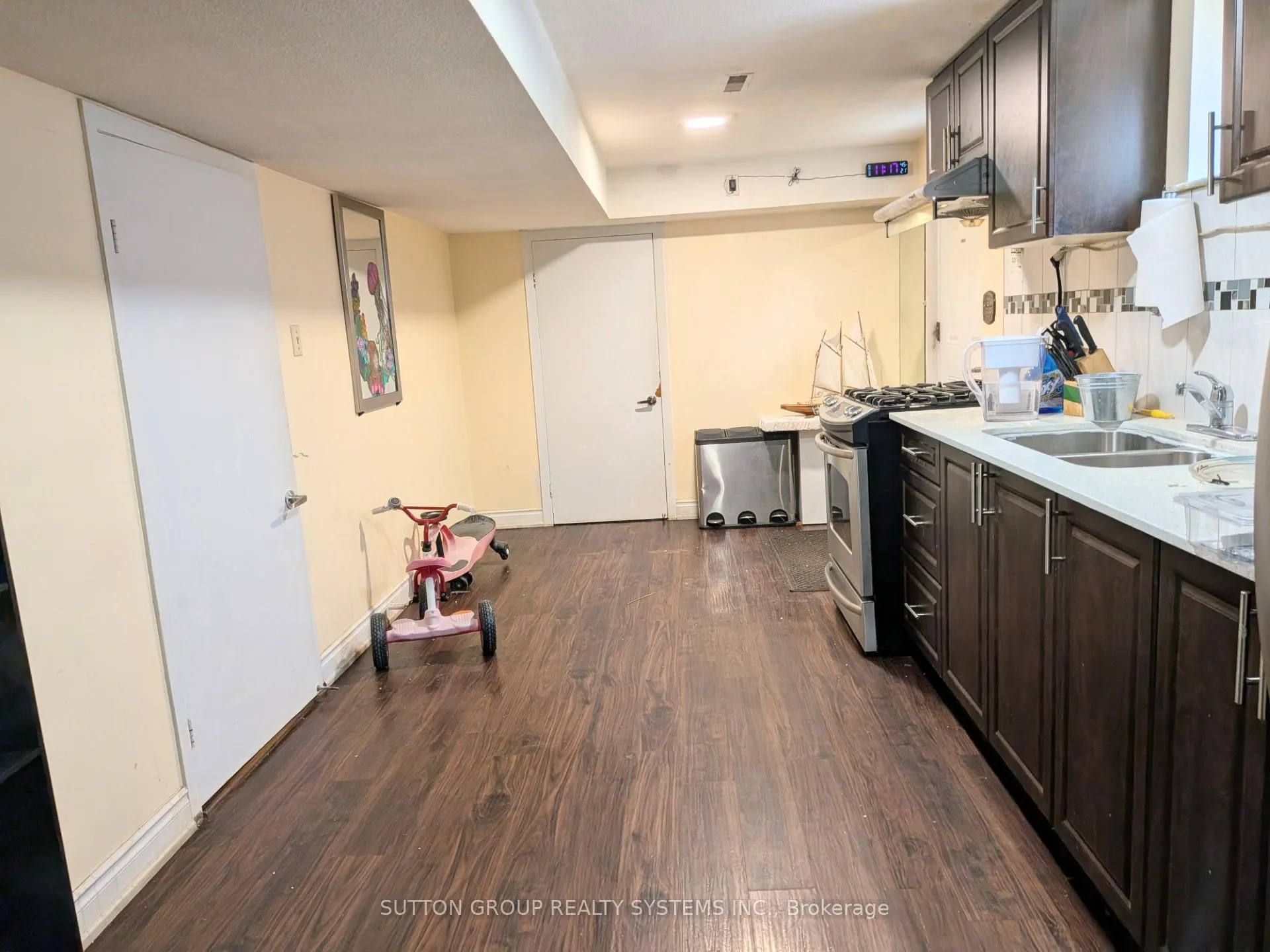 Photo 1 of Unit Basement, 41 Annabelle Drive, Etobicoke, Mount Olive-Silverstone-Jamestown — HOMEH
