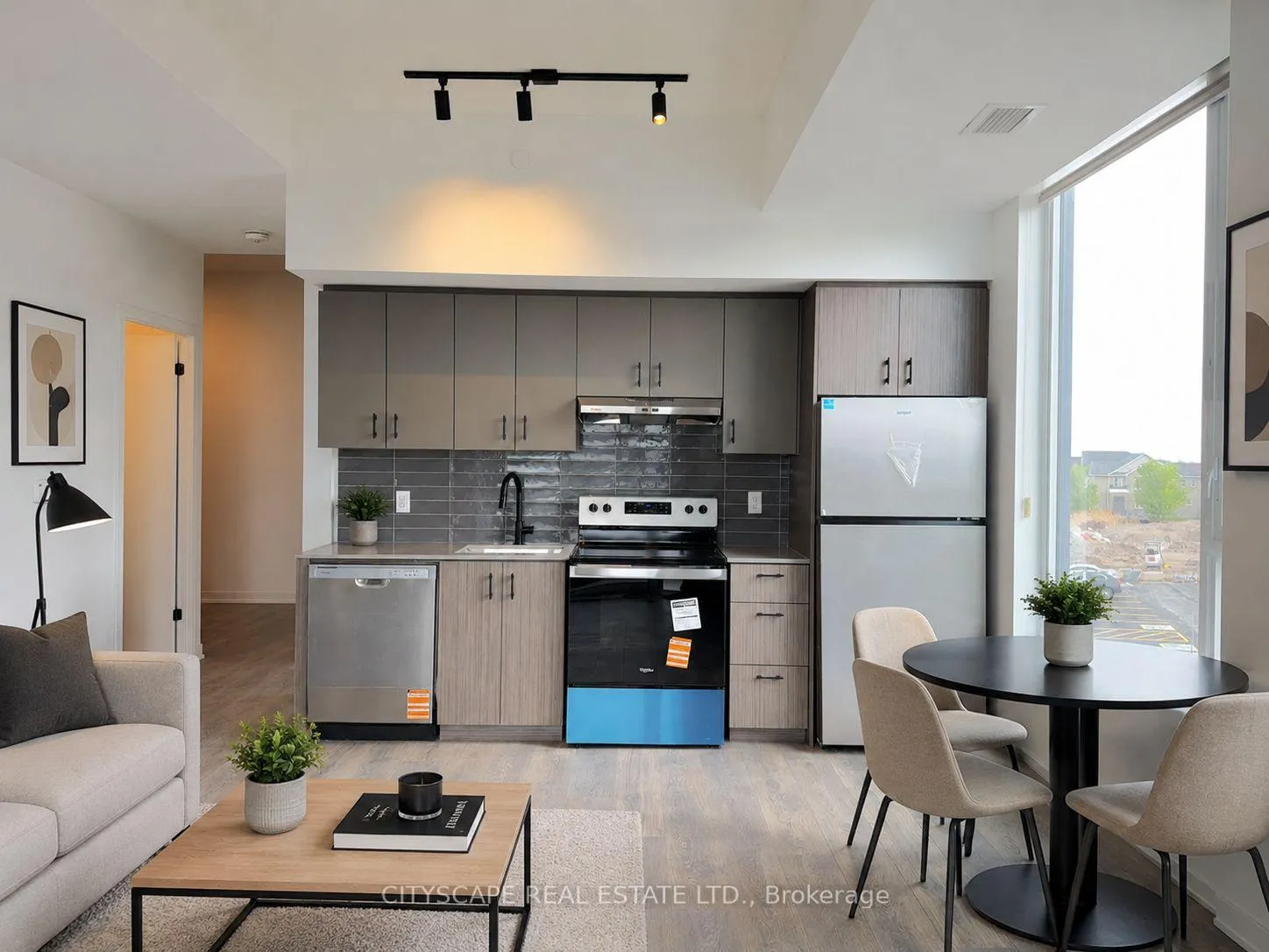 Photo 12 of Unit 313, 4878 Powers Common, Burlington, Alton — HOMEH