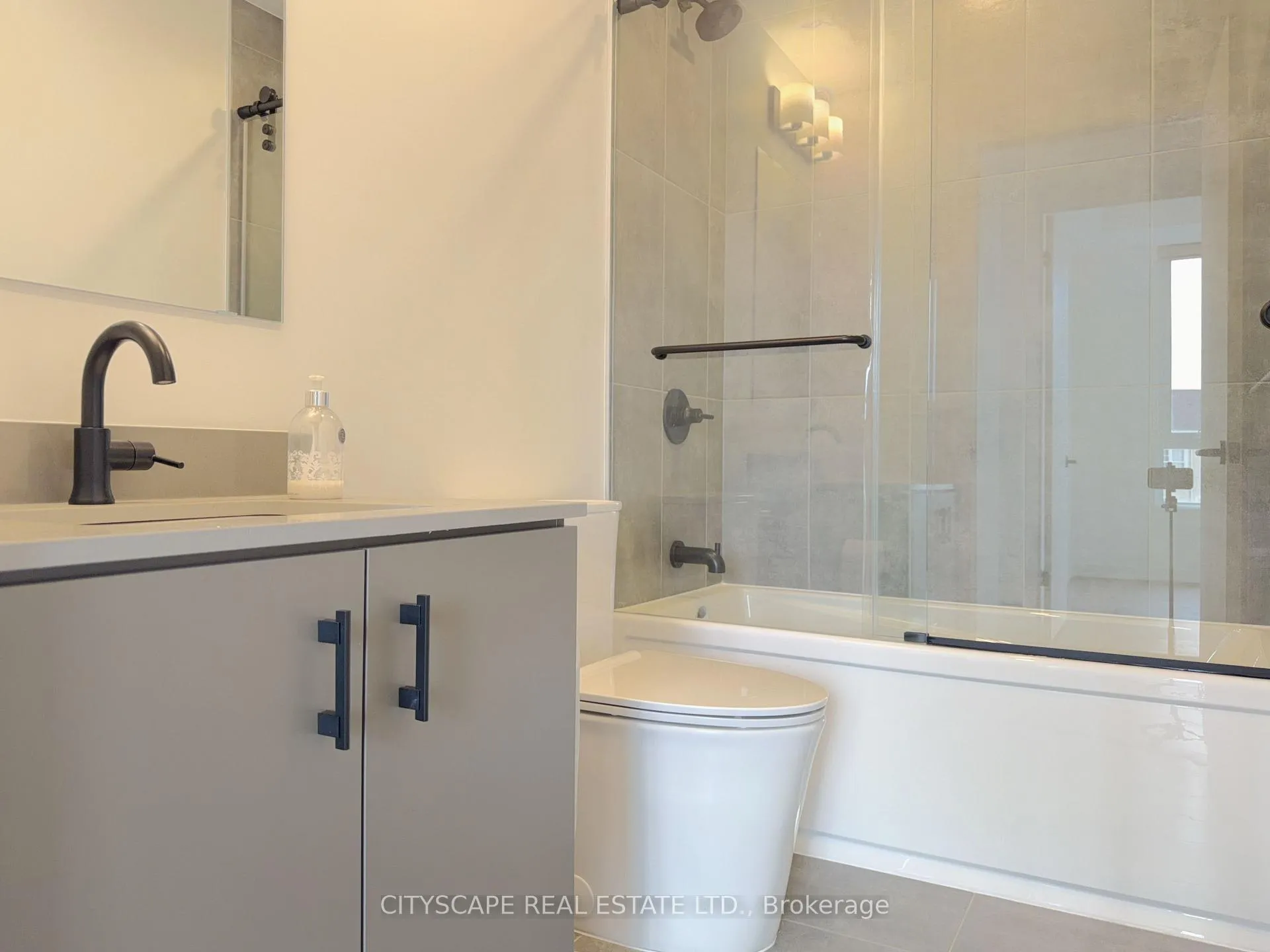 Photo 17 of Unit 313, 4878 Powers Common, Burlington, Alton — HOMEH