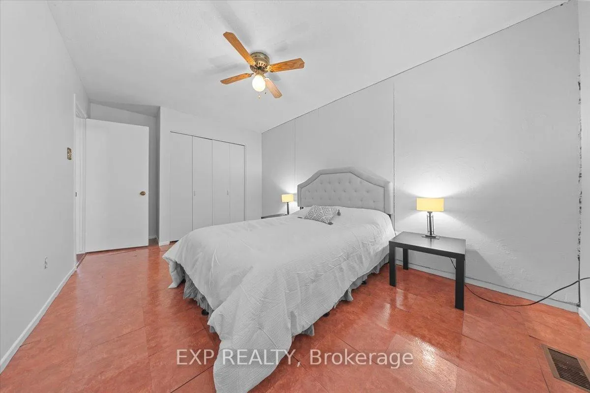 Photo 20 of Unit 14, 21 Midland Crescent, Ottawa, Arlington Woods — HOMEH