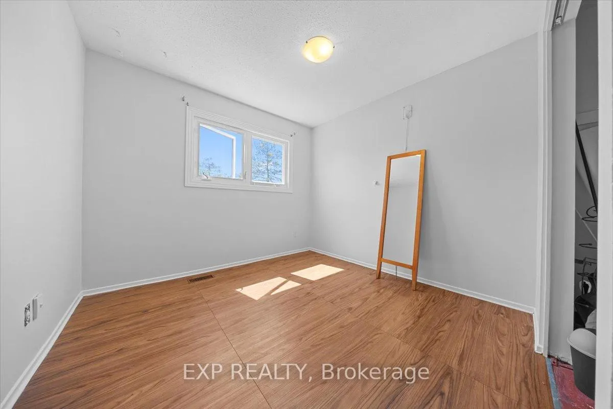 Photo 23 of Unit 14, 21 Midland Crescent, Ottawa, Arlington Woods — HOMEH