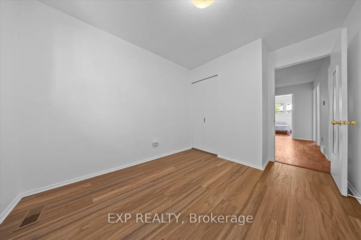 Photo 25 of Unit 14, 21 Midland Crescent, Ottawa, Arlington Woods — HOMEH