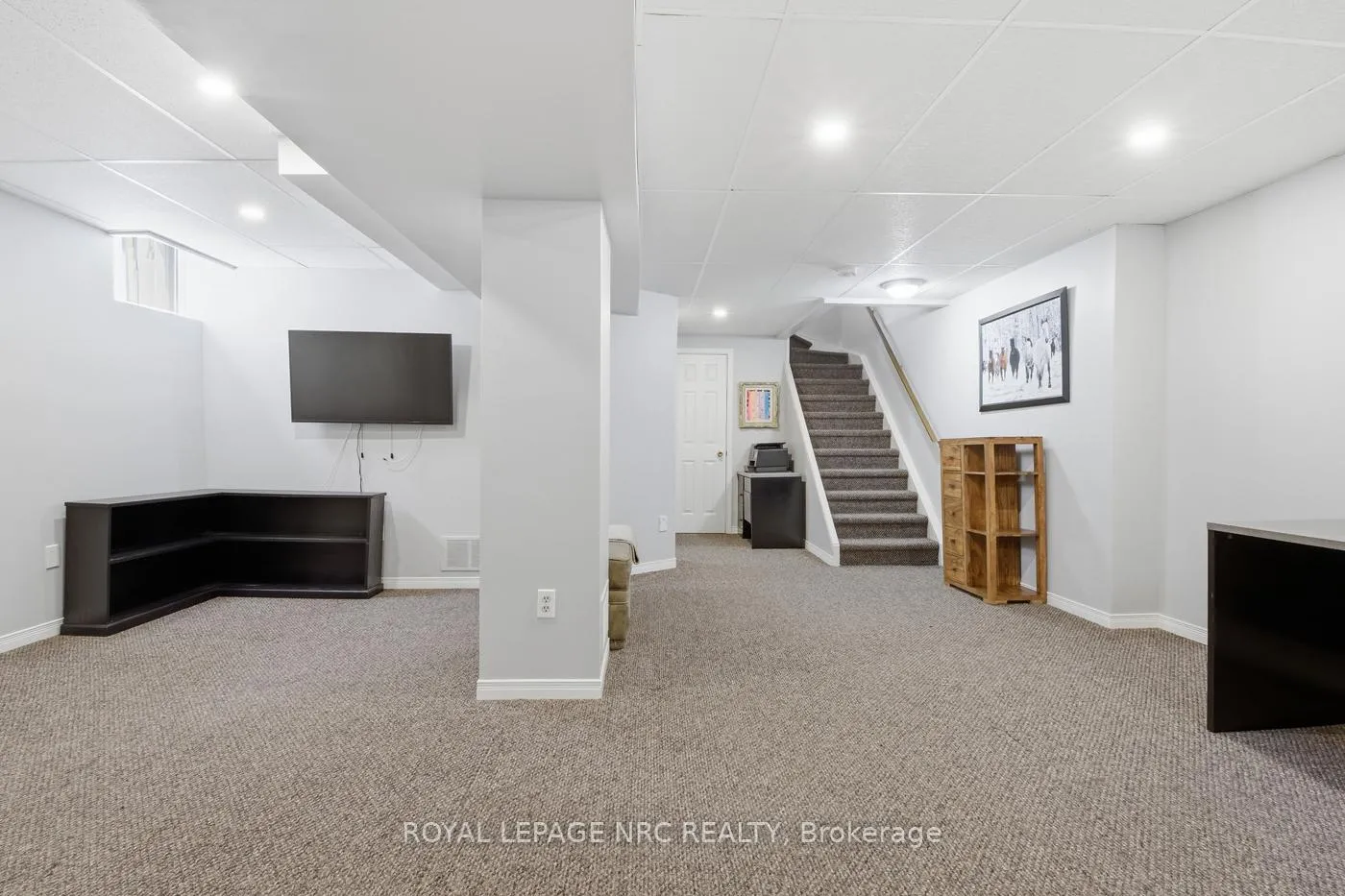Photo 29 of 2 Meadowbrook Lane, Pelham, Fonthill — HOMEH