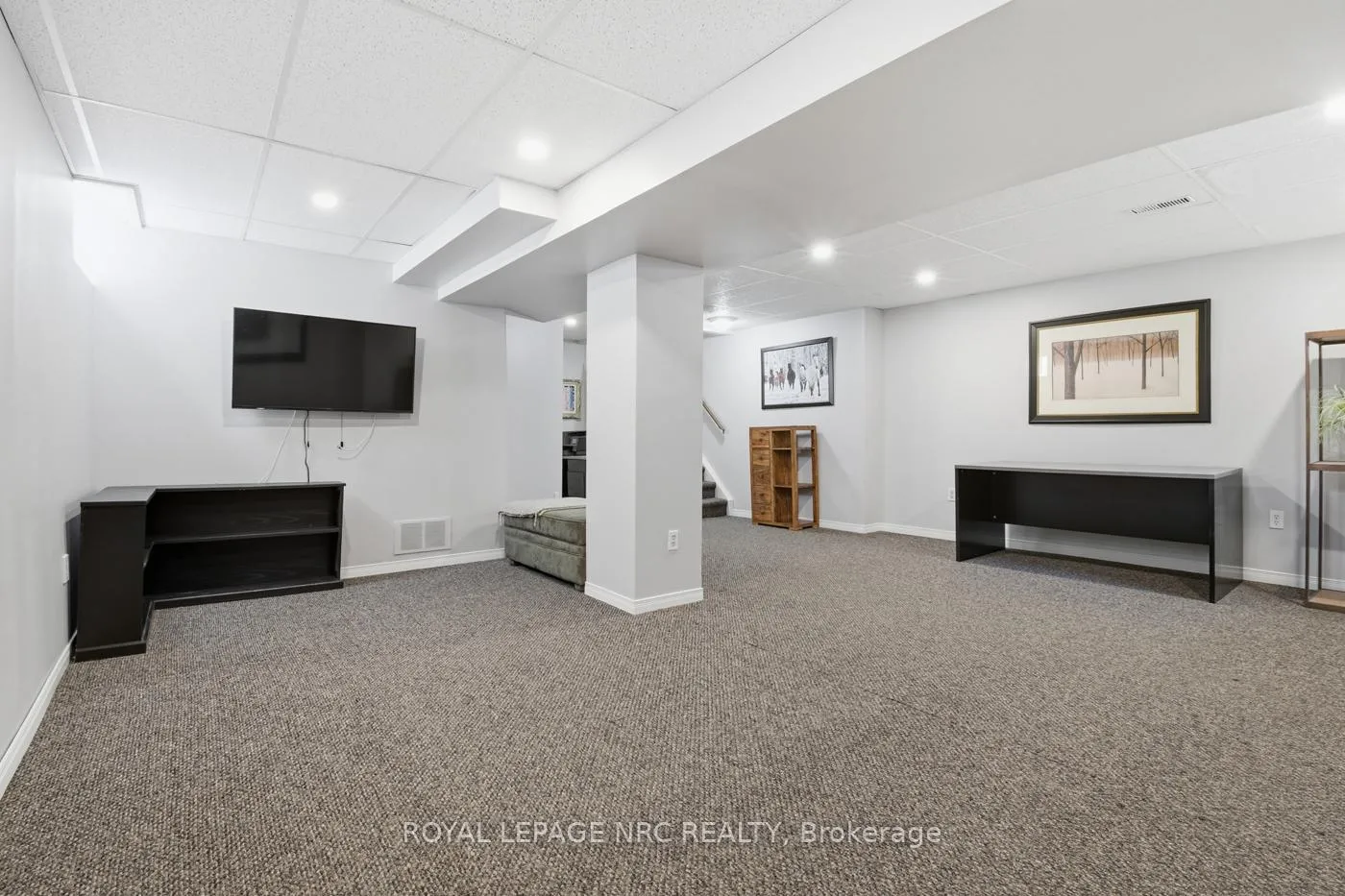 Photo 31 of 2 Meadowbrook Lane, Pelham, Fonthill — HOMEH
