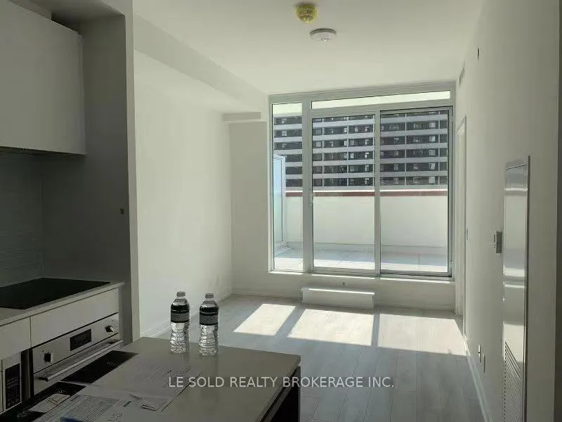 Photo 15 of Unit 617, 33 Helendale Avenue, Toronto, Yonge-Eglinton — HOMEH
