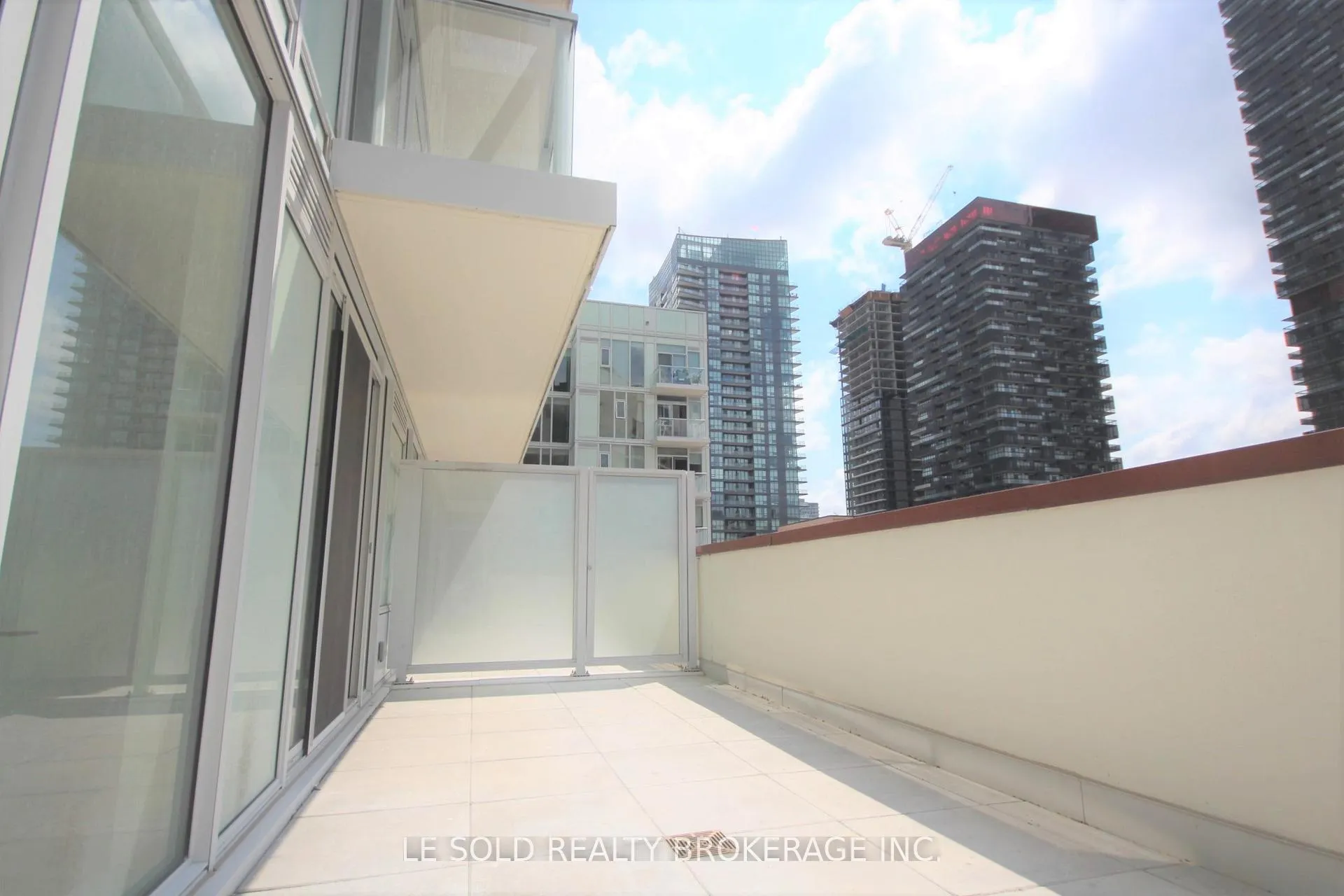 Photo 26 of Unit 617, 33 Helendale Avenue, Toronto, Yonge-Eglinton — HOMEH