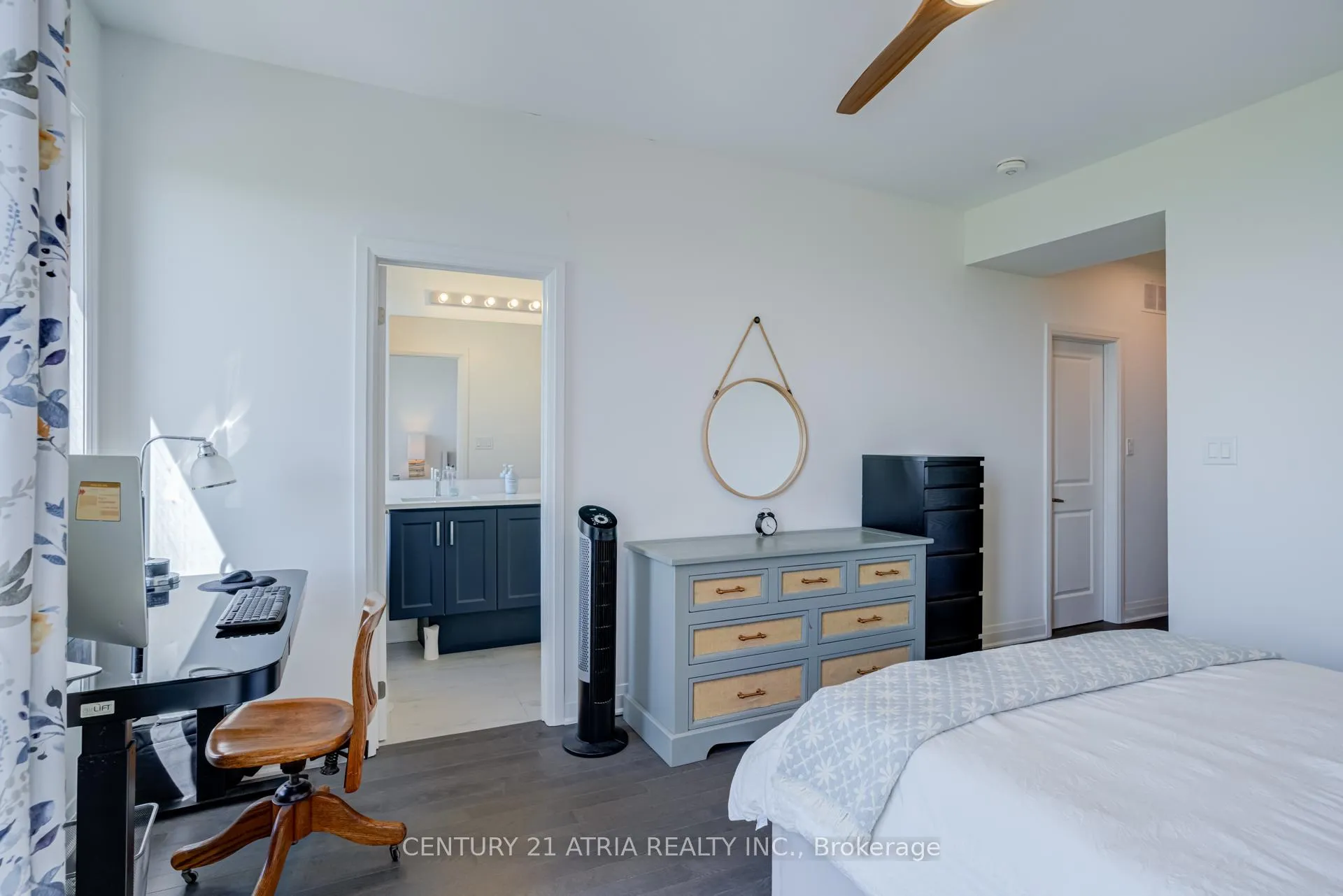 Photo 34 of 659 Port Darlington Road, Clarington, Bowmanville — HOMEH
