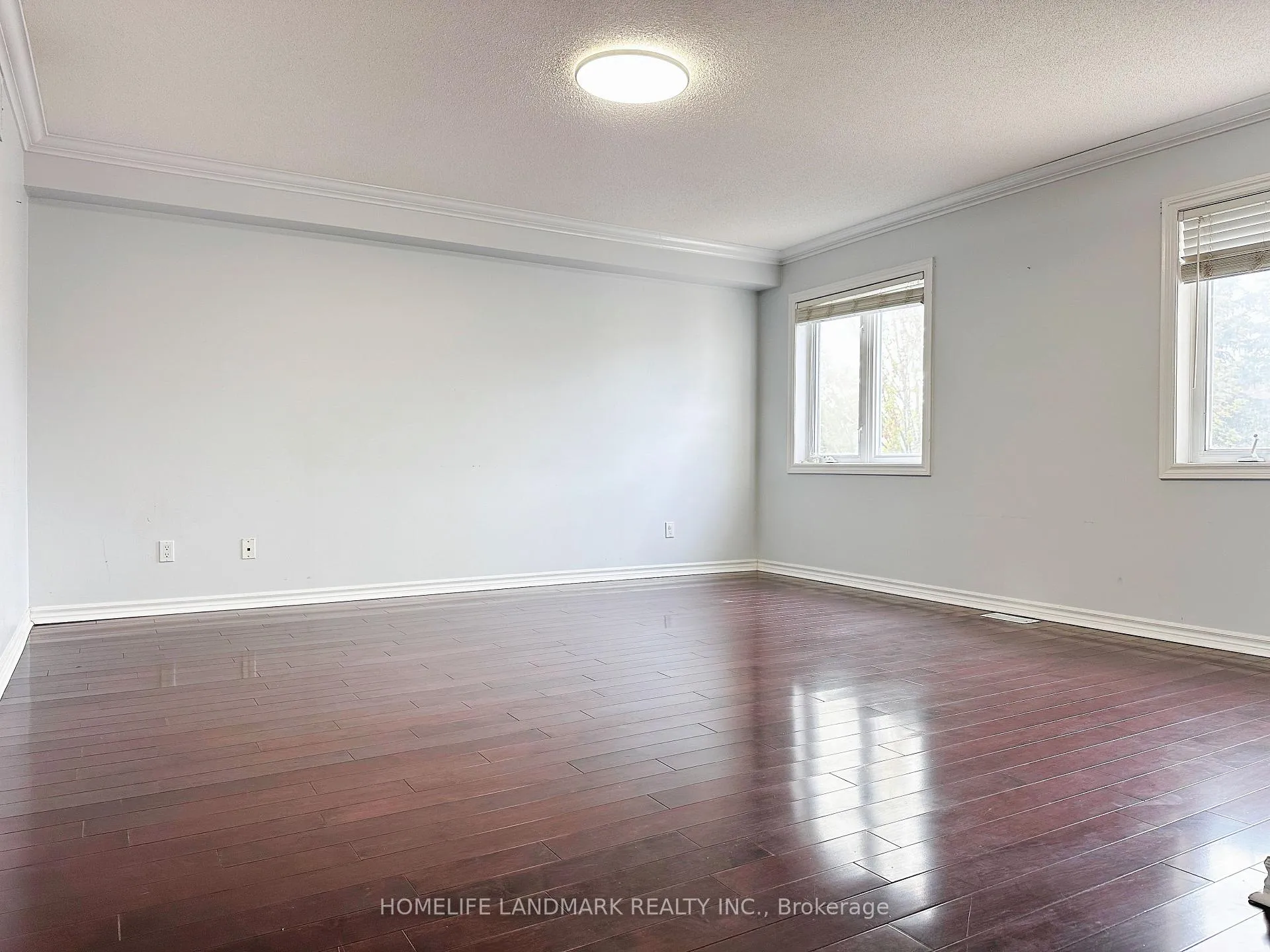Photo 6 of 18 Woodgrove Trail, Markham, Angus Glen — HOMEH