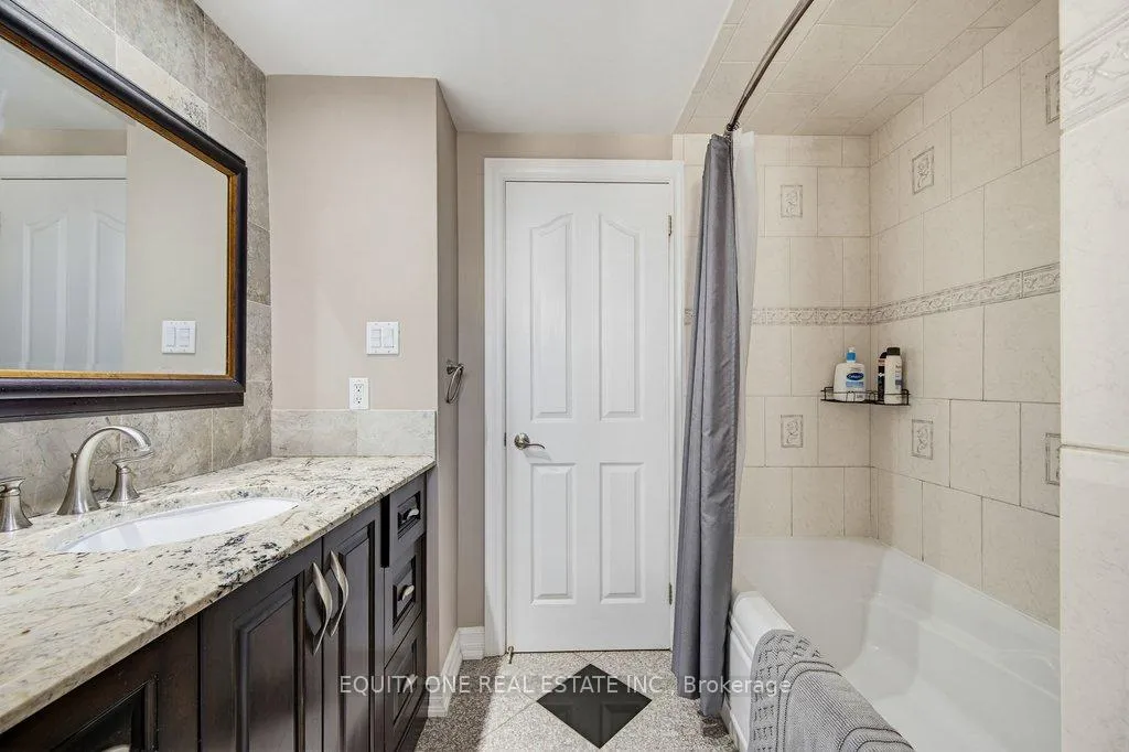 Photo 24 of 1112 Burgundy Lane, Ottawa, Convent Glen — HOMEH
