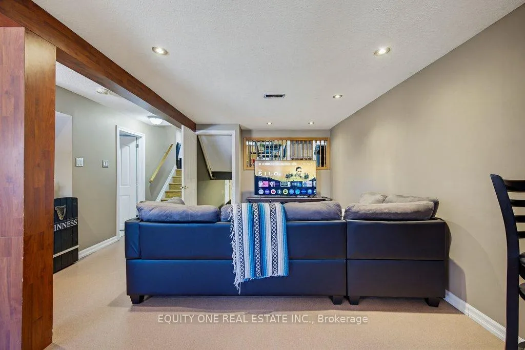 Photo 29 of 1112 Burgundy Lane, Ottawa, Convent Glen — HOMEH