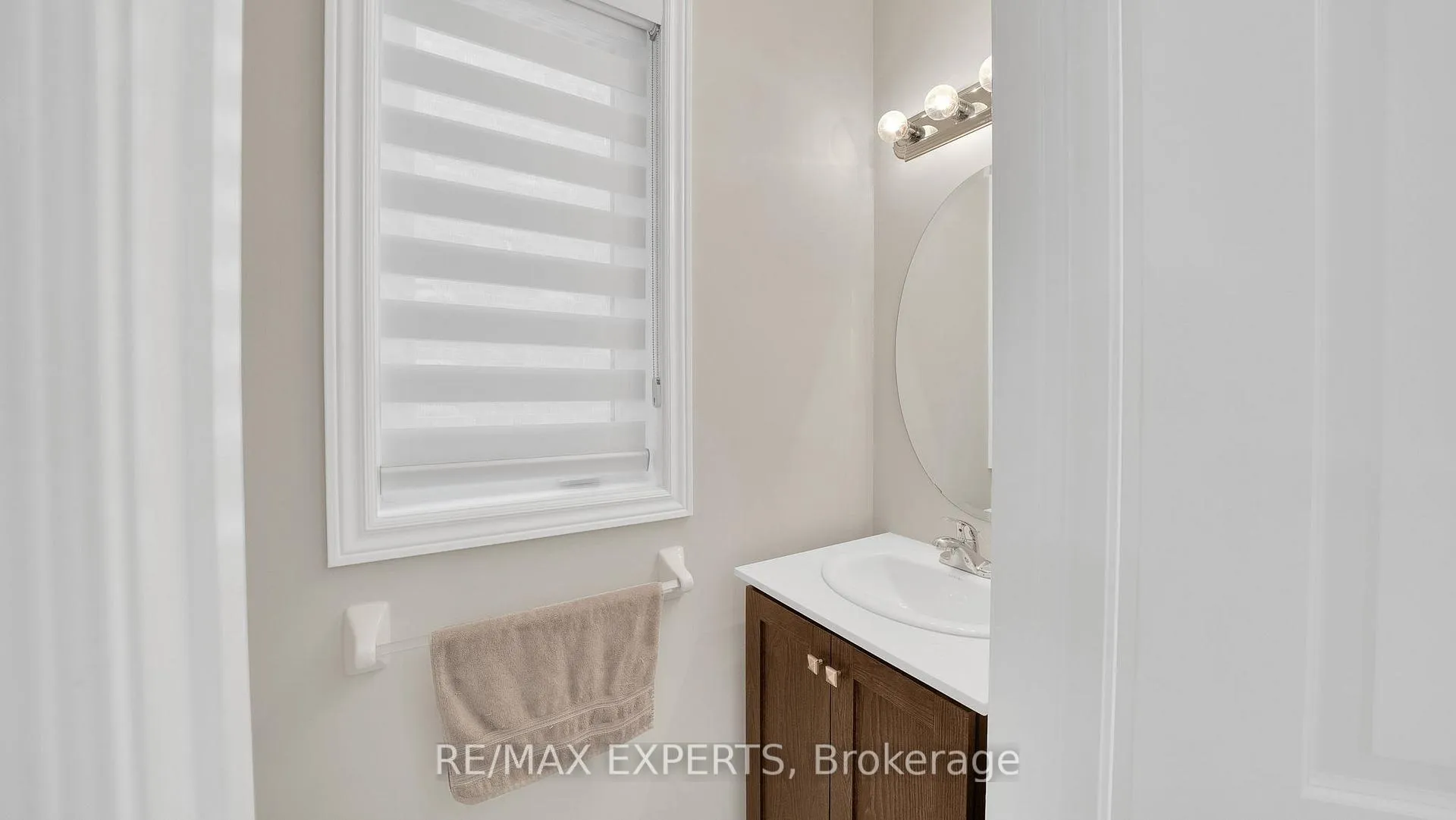 Photo 6 of 55 Morra Avenue, Caledon, Bolton East — HOMEH