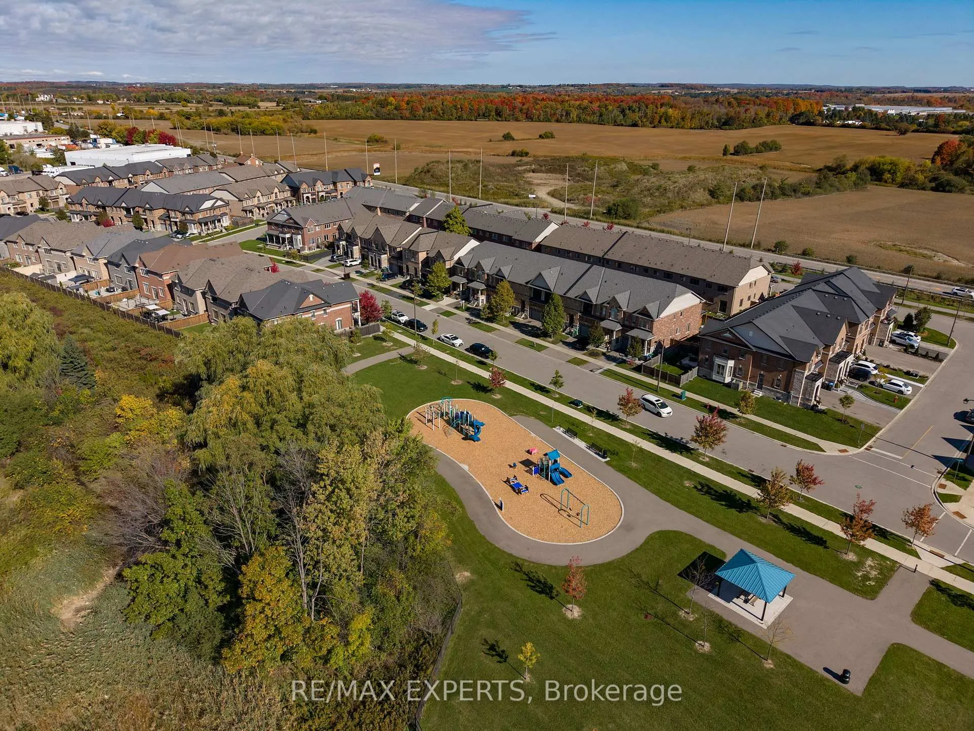 Photo 39 of 55 Morra Avenue, Caledon, Bolton East — HOMEH