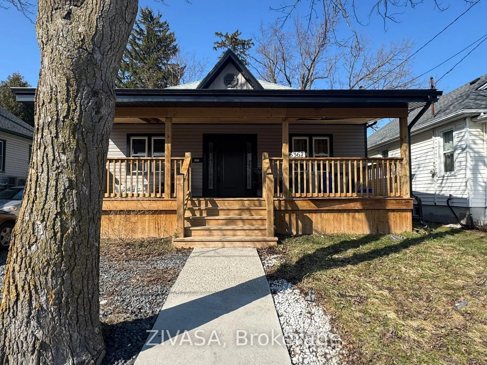 Photo 3 of 6367 Ker Street, Niagara Falls, Dorchester — HOMEH