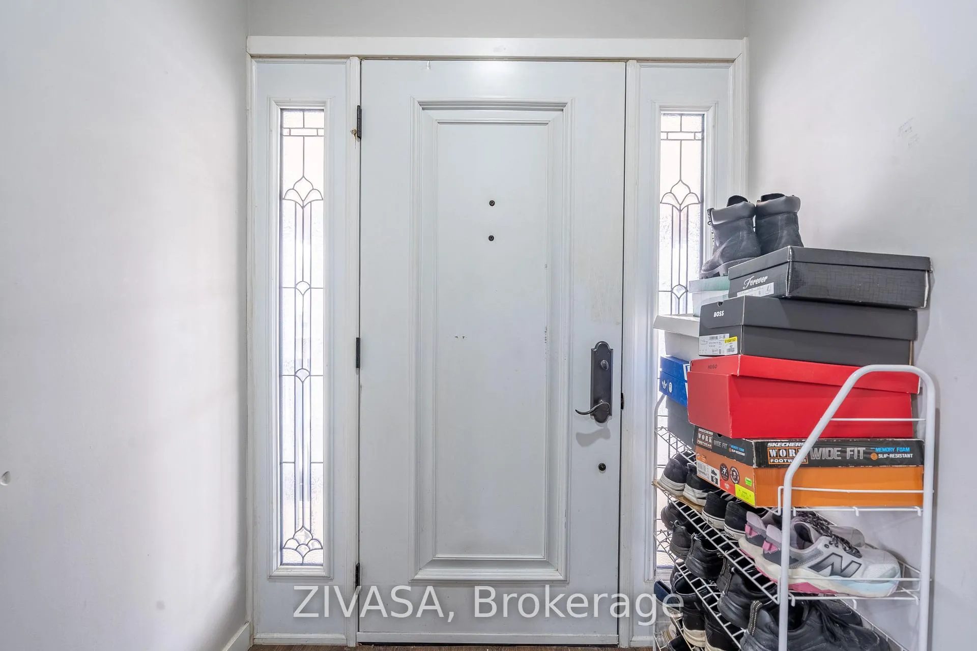 Photo 6 of 6367 Ker Street, Niagara Falls, Dorchester — HOMEH