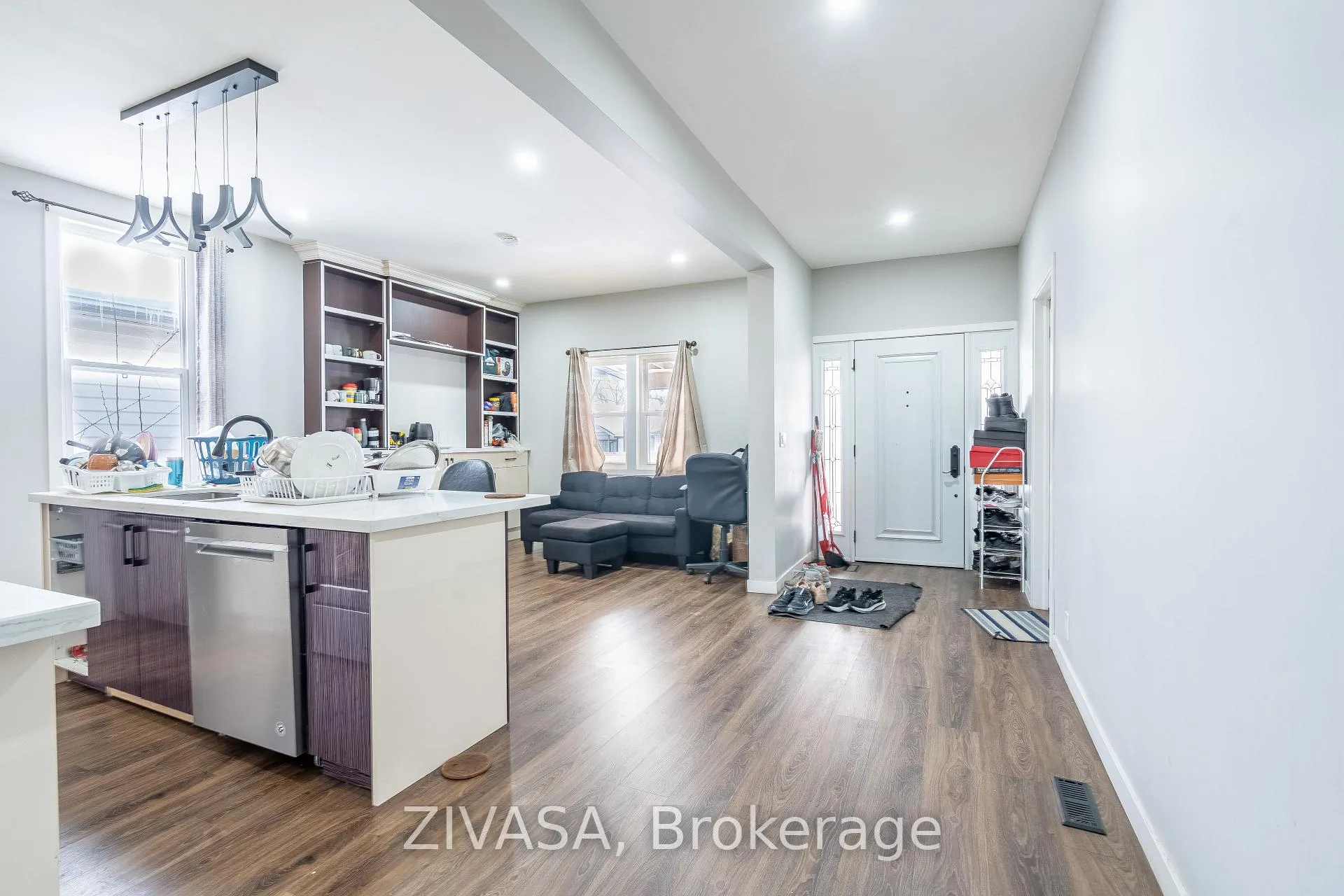 Photo 8 of 6367 Ker Street, Niagara Falls, Dorchester — HOMEH